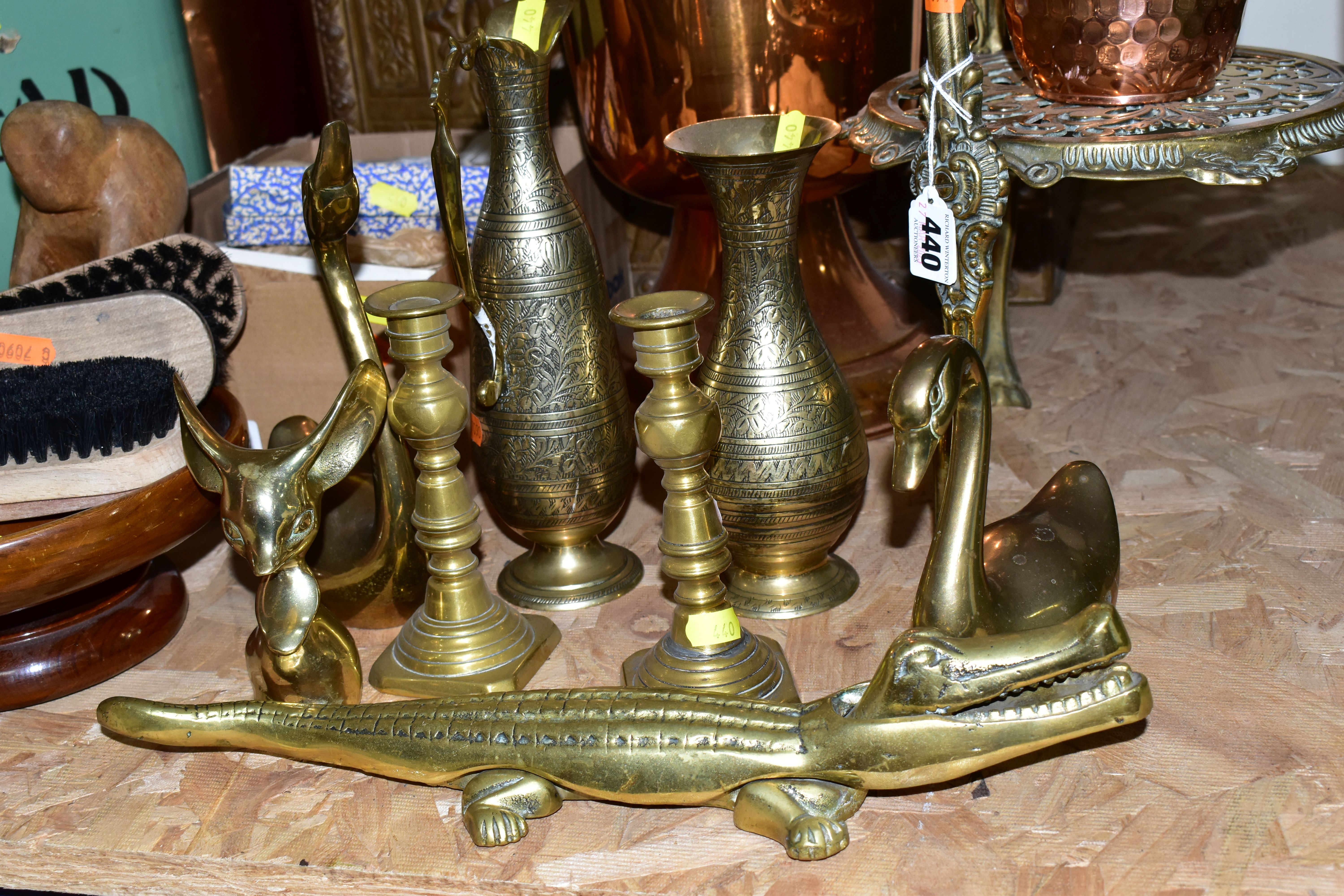 A GROUP OF METALWARE, to include a brass jardiniere stand with three feet, large copper planter, a - Image 2 of 7