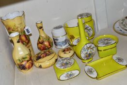 AYNSLEY 'ORCHARD GOLD' PATTERN GIFTWARE TOGETHER WITH A GROUP OF CARLTONWARE TRINKET BOXES,