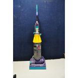 A DYSON DC07 ORIGIN UPRIGHT VACUUM CLEANER (Filter clip loose/broken) (PAT pass and working)