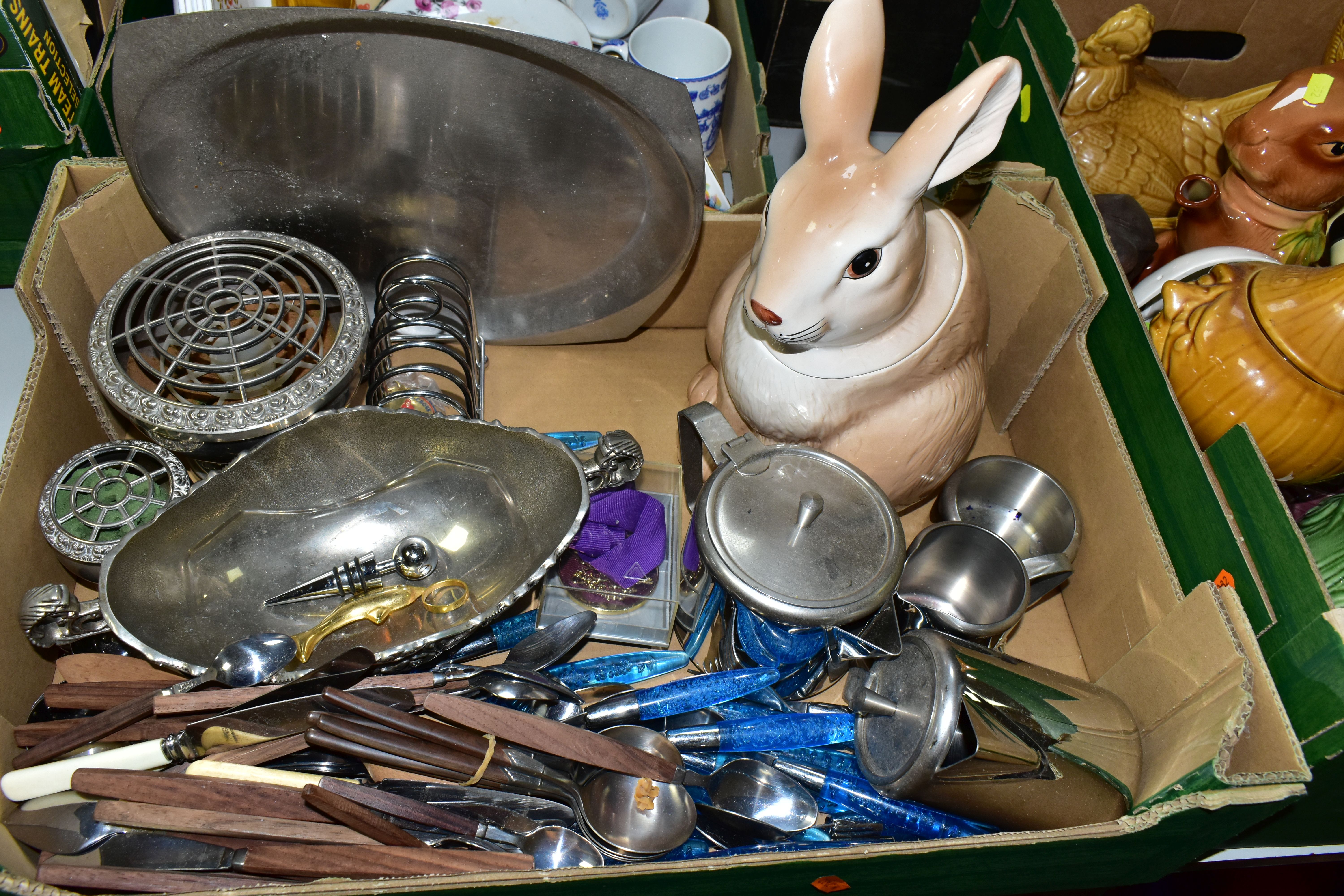 FOUR BOXES OF CERAMICS AND METALWARE, to include assorted tea sets, dinner wares, Spillars Flour - Image 5 of 8