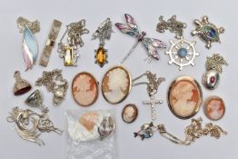 A BAG OF ASSORTED WHITE METAL JEWELLERY, to include six cameo brooches, a white metal shell detailed