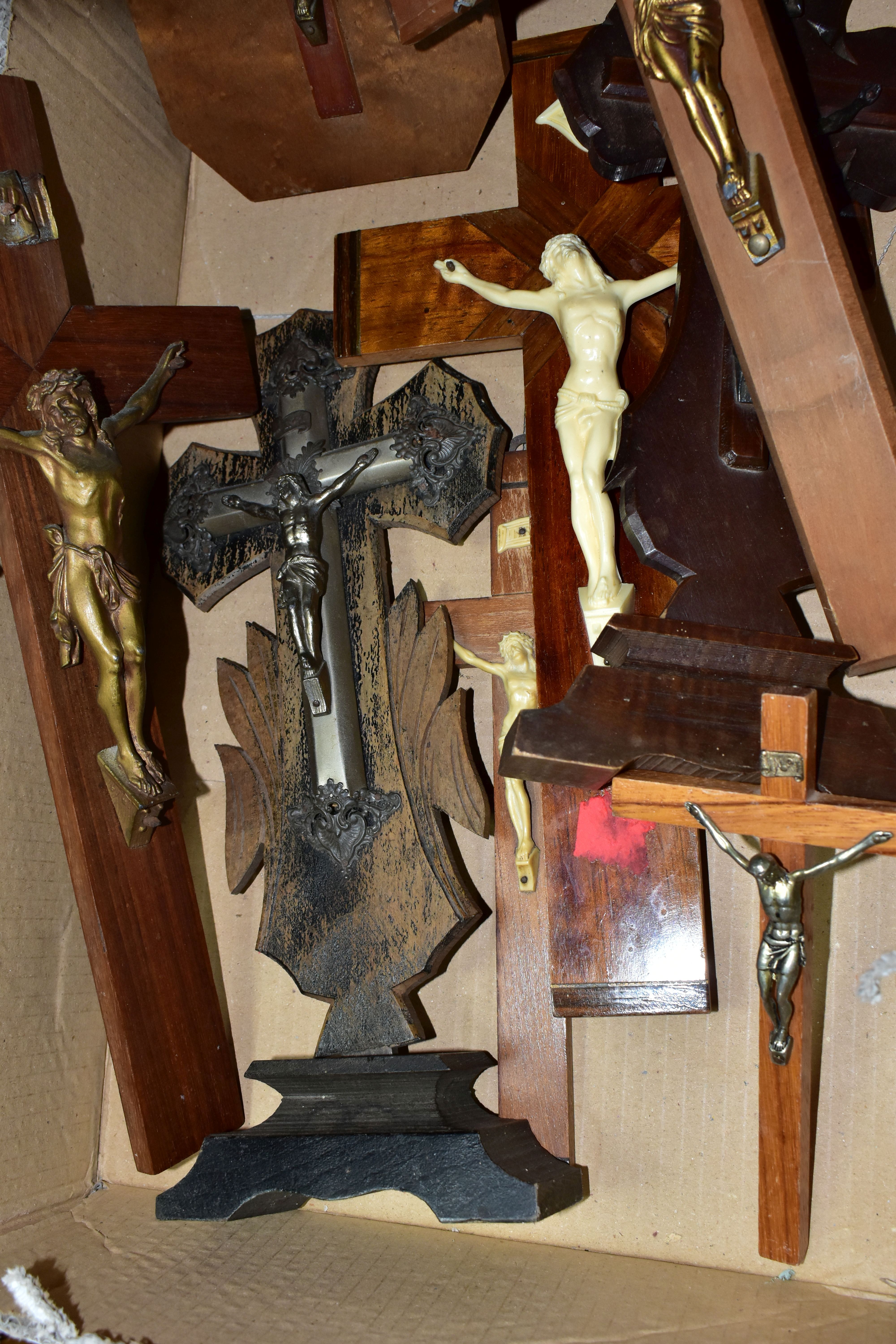 A BOX OF EIGHT CRUCIFIXES, to include two freestanding examples, one mounted to an octagonal - Image 3 of 3