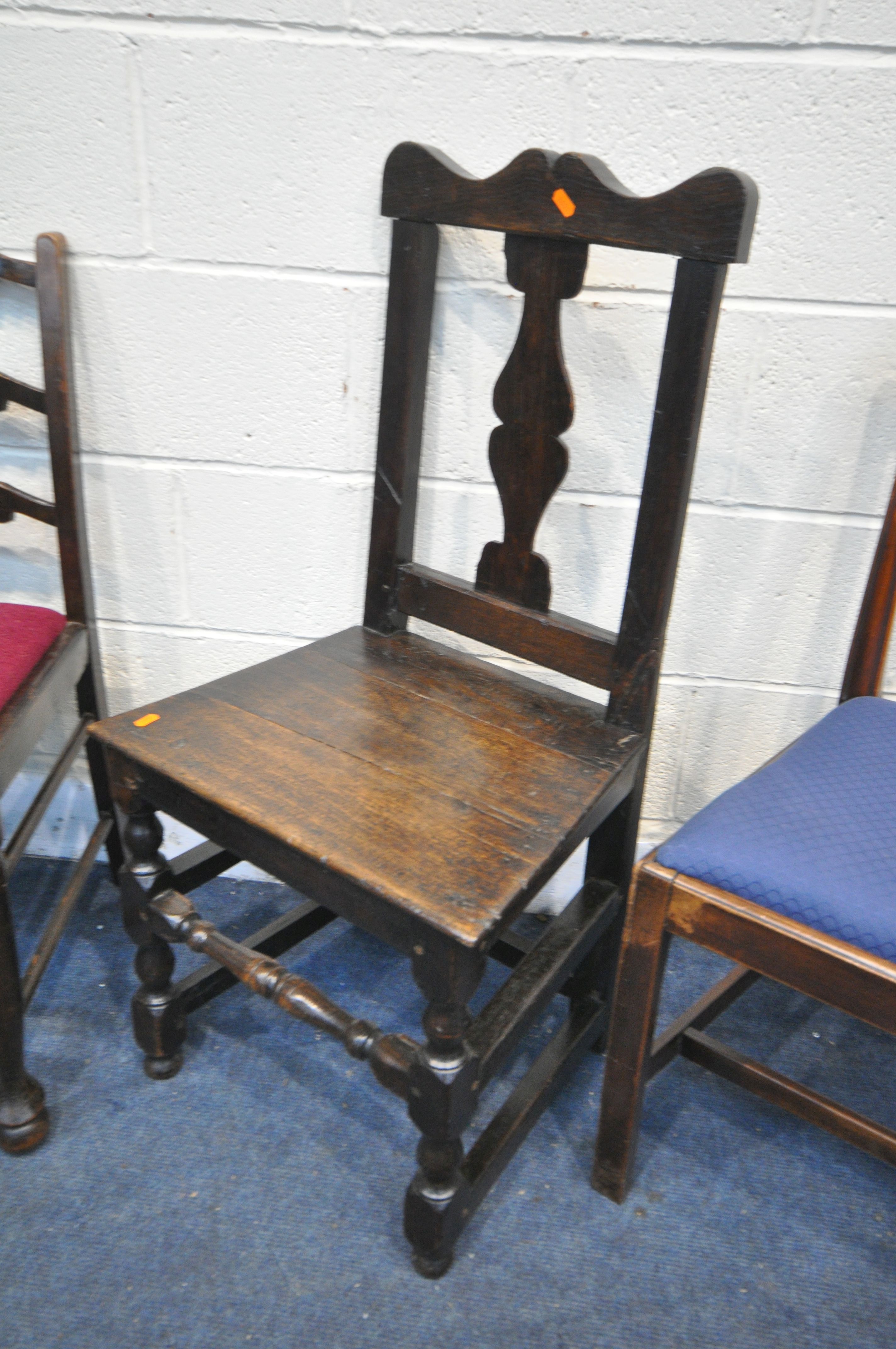 A LATE 19TH/EARLY 20TH CENTURY OAK ARMCHAIR, with open armrests (condition:-worn finish) a similar - Image 3 of 3