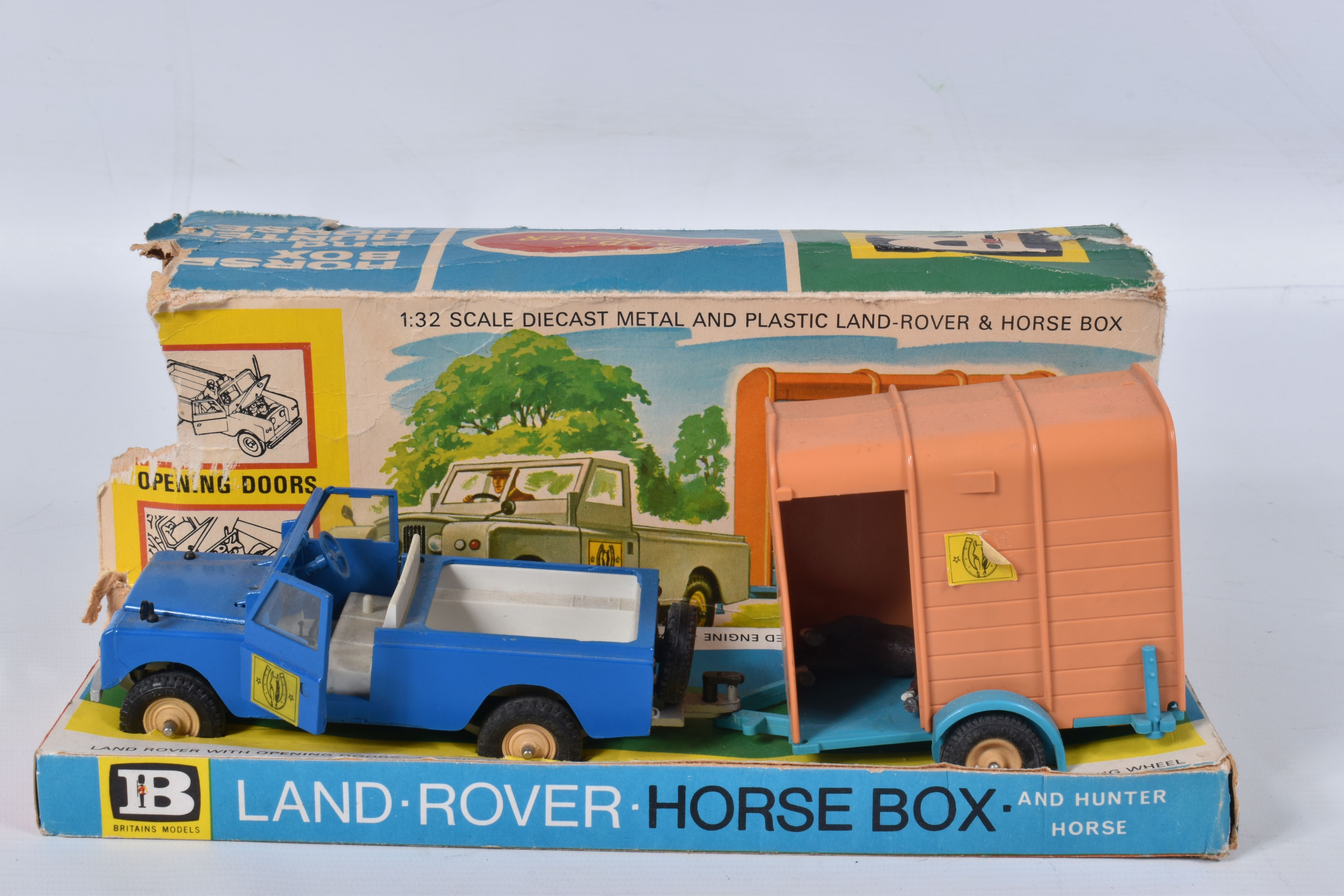 A BOXED BRITAINS LAND ROVER, HORSE BOX AND HUNTER HORSE, No.9575, playworn condition with some paint