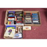 A COLLECTION OF ASSORTED BOXED AND UNBOXED DIECAST BUS AND COACH MODELS, boxed items include Corgi