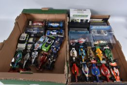 A COLLECTION OF BOXED AND UNBOXED MAINLY SCALEXTRIC RACING CAR MODELS, 1970's and later, to