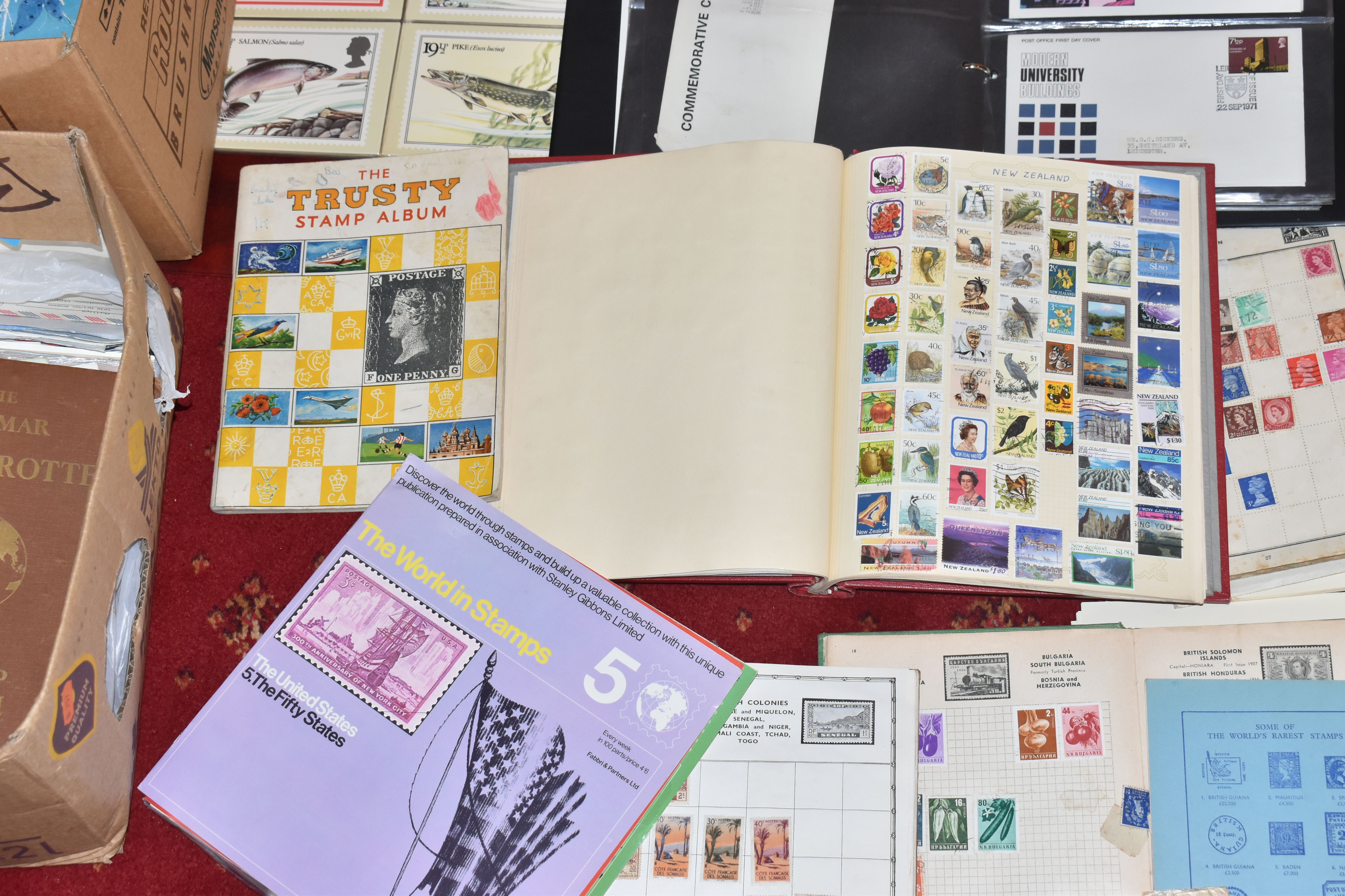 MASSIVE ACCUMULATION OF STAMPS IN EIGHT BOXES, comprises single country collections, duplicates in - Image 16 of 22