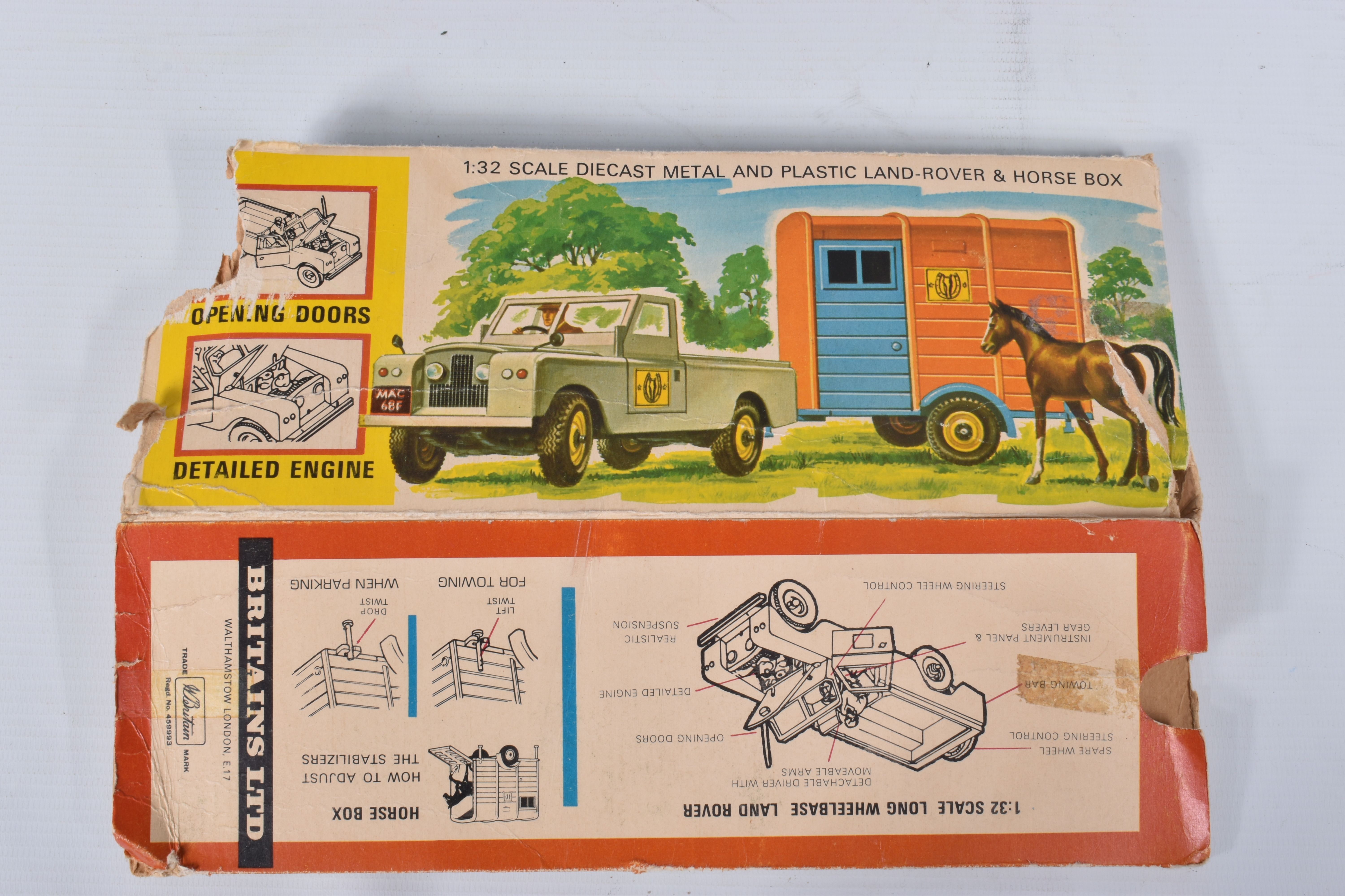A BOXED BRITAINS LAND ROVER, HORSE BOX AND HUNTER HORSE, No.9575, playworn condition with some paint - Image 9 of 10