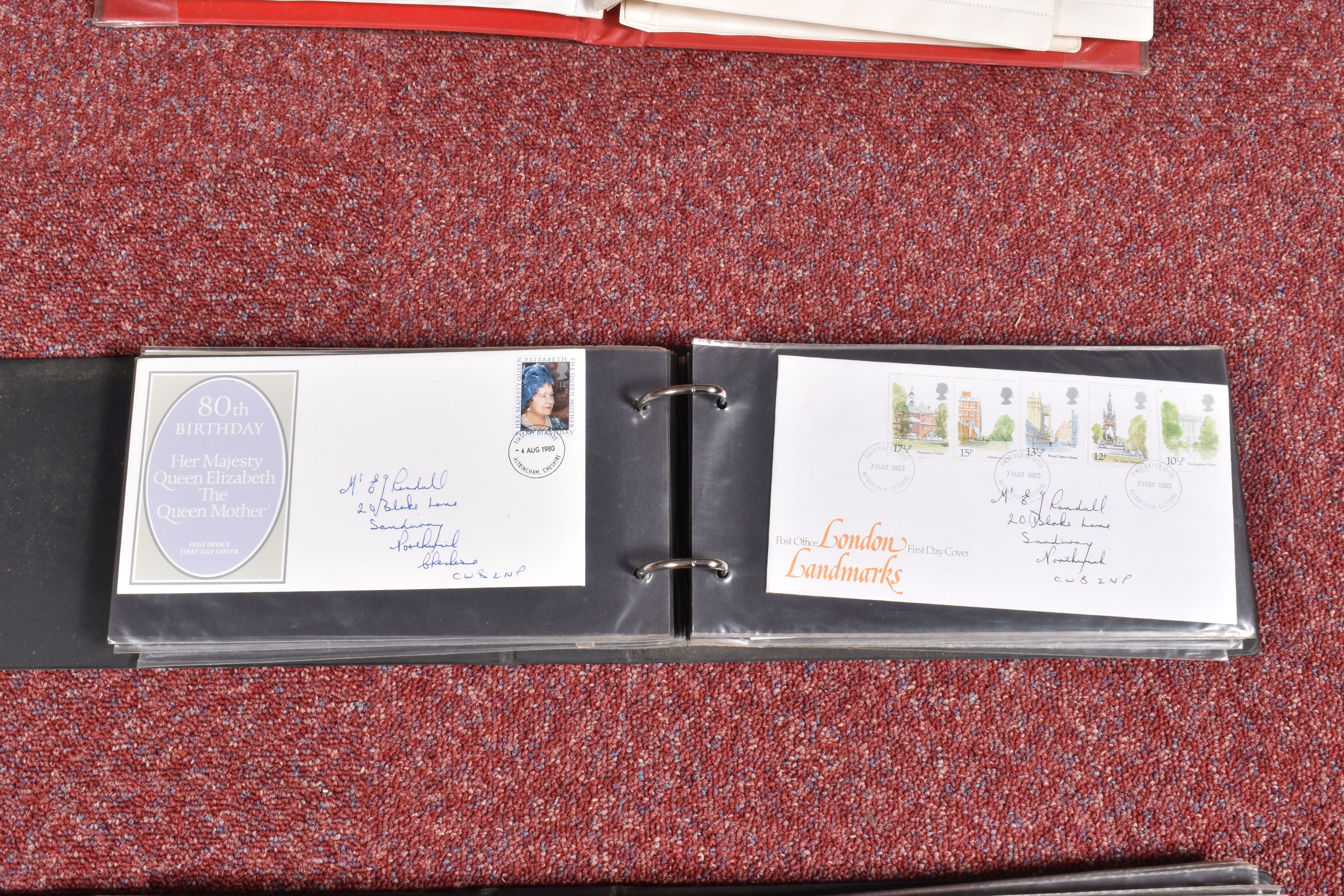 GB COLLECTION OF FIRST DAY COVERS AND PRESENTATION PACKS TOGETHER WITH A FEW BOOKLETS - Image 5 of 9