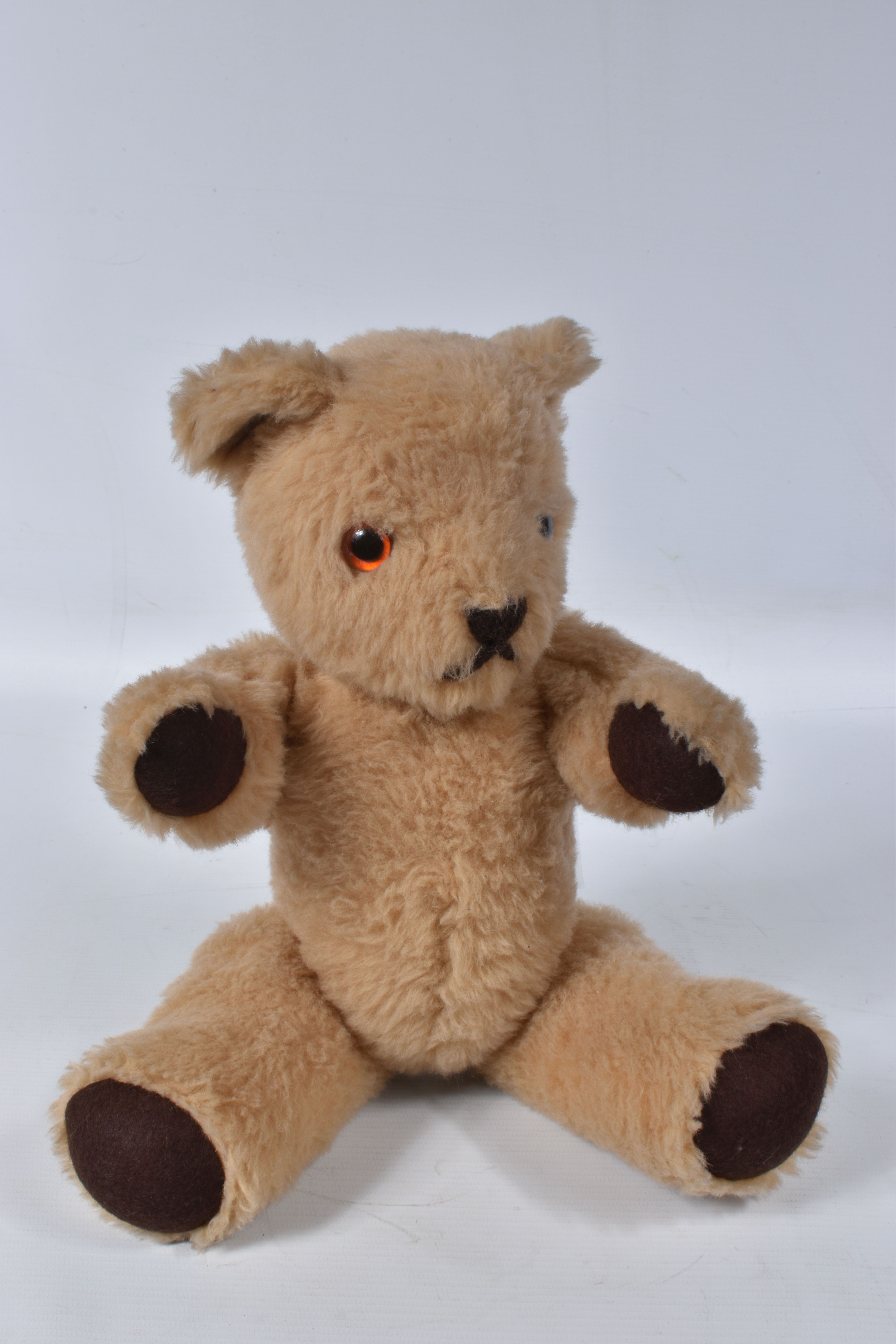 A BROWN WOOL TEDDY BEAR, c. 1950's possibly British or Australian, amber and black glass eyes, - Image 2 of 22