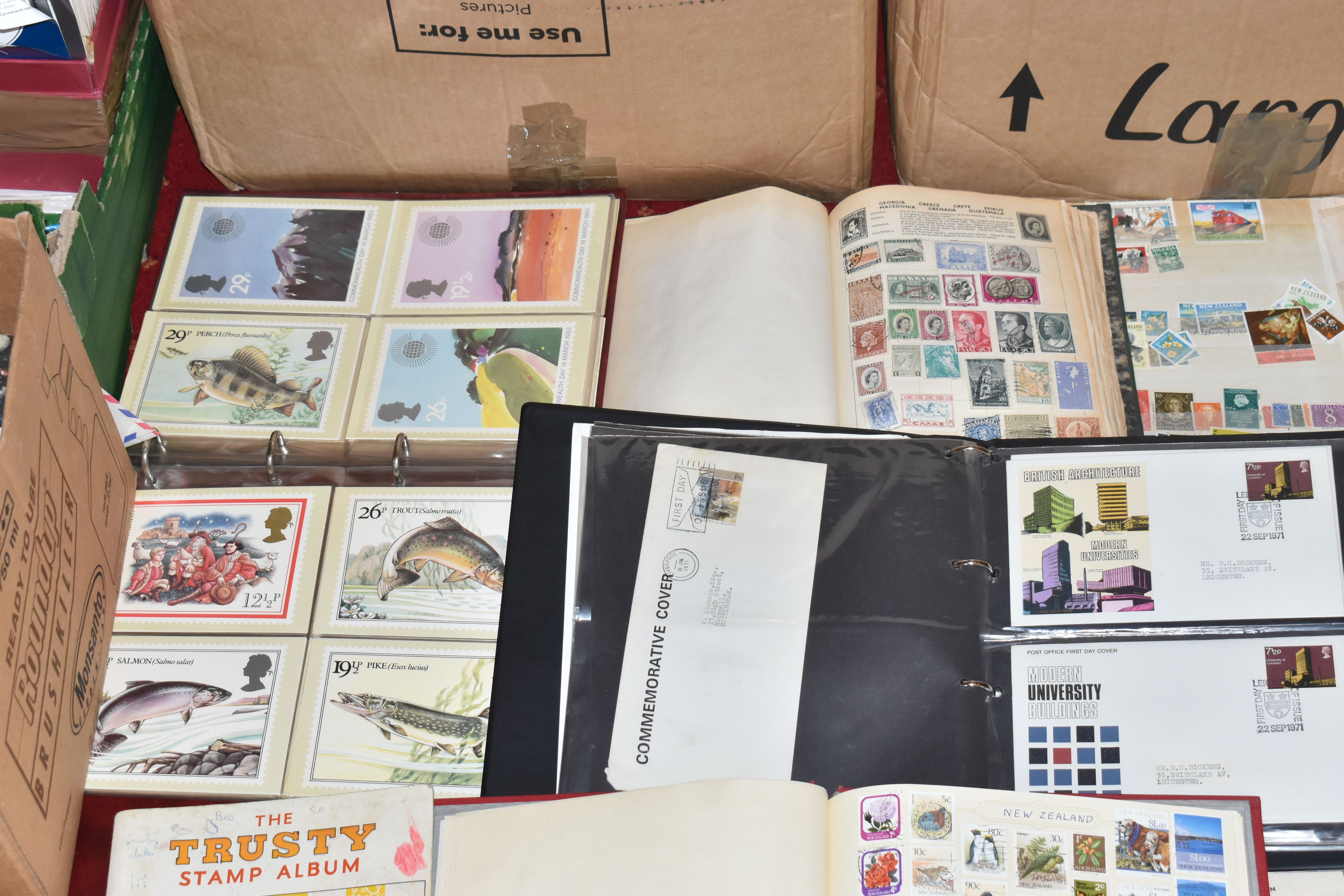 MASSIVE ACCUMULATION OF STAMPS IN EIGHT BOXES, comprises single country collections, duplicates in - Image 15 of 22