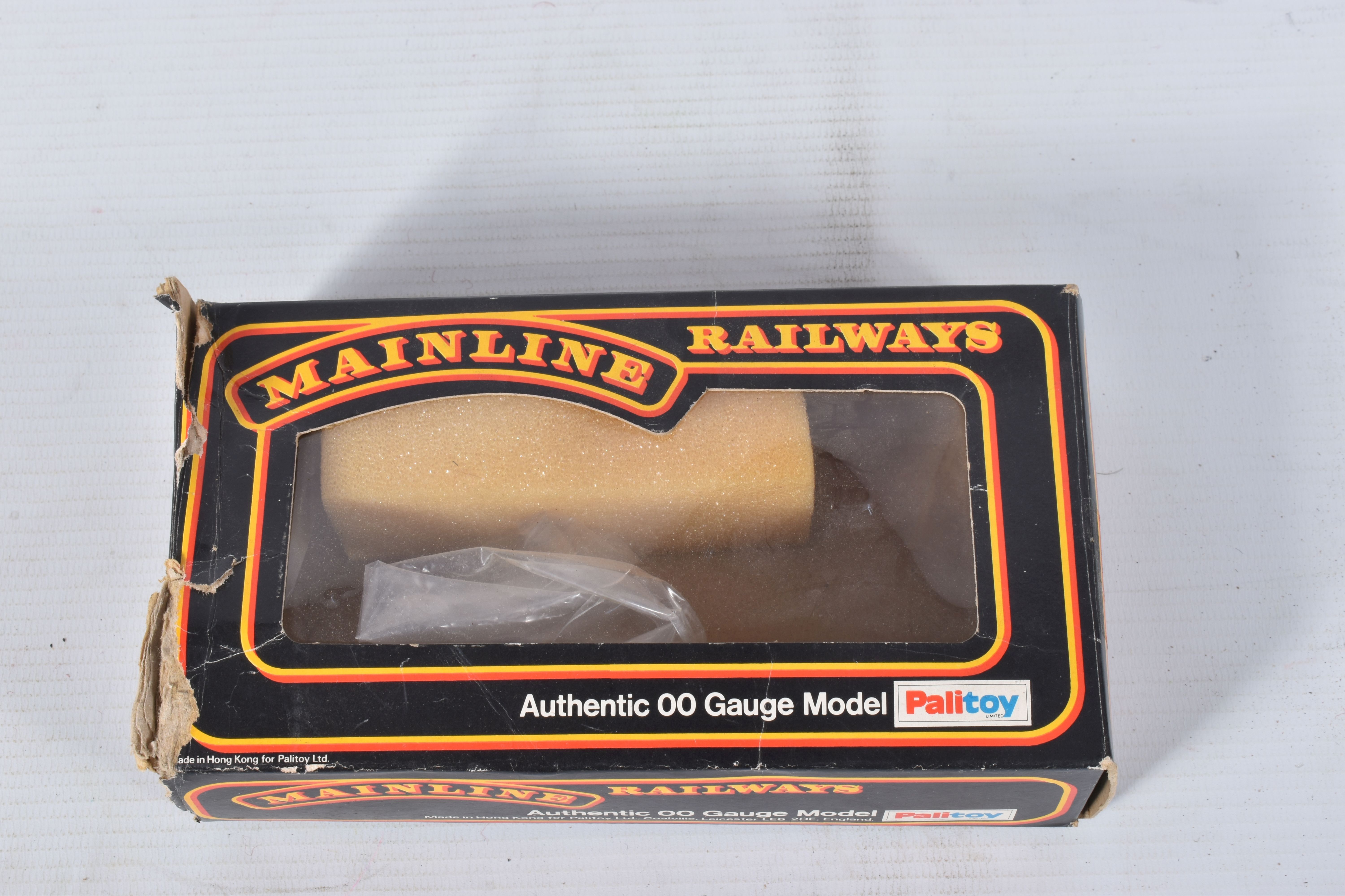 AN UNBOXED MAINLINE OO GAUGE CLASS 45 PEAK LOCOMOTIVE WITH UNPAINTED GREY PLASTIC BODY, possibly one - Image 5 of 8