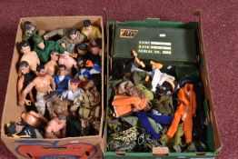 A QUANTITY OF ASSORTED ACTION MAN FIGURES, CLOTHING, ACCESSORIES AND VEHICLES, all in playworn