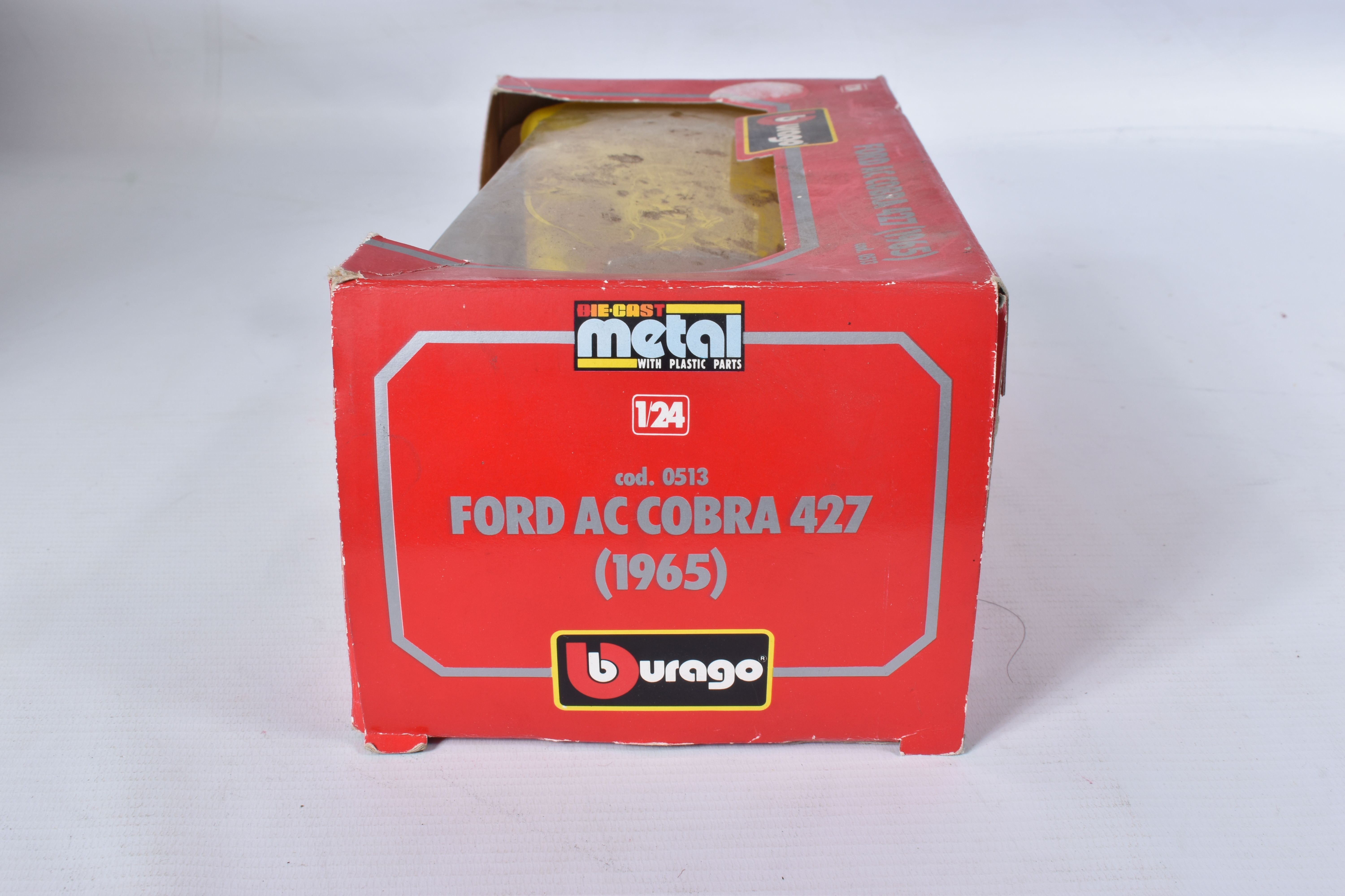 A COLLECTION OF ASSORTED BOXED 1:18 SCALE DIECAST SPORTS CAR MODELS, assorted models of British, - Image 3 of 25