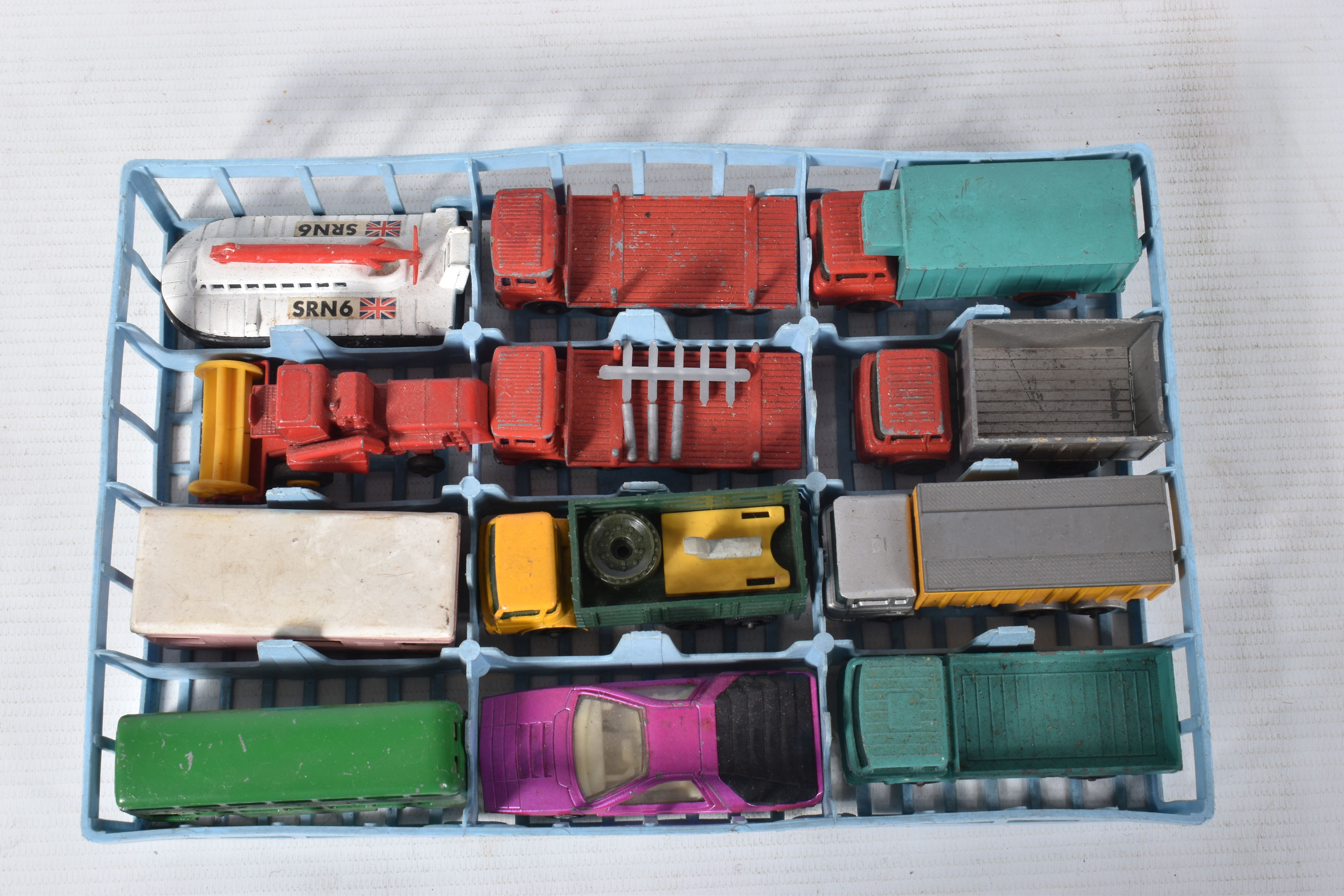A QUANTITY OF UNBOXED AND ASSORTED PLAYWORN DIECAST VEHICLES, to include Corgi Toys Mini Cooper S - Image 9 of 9