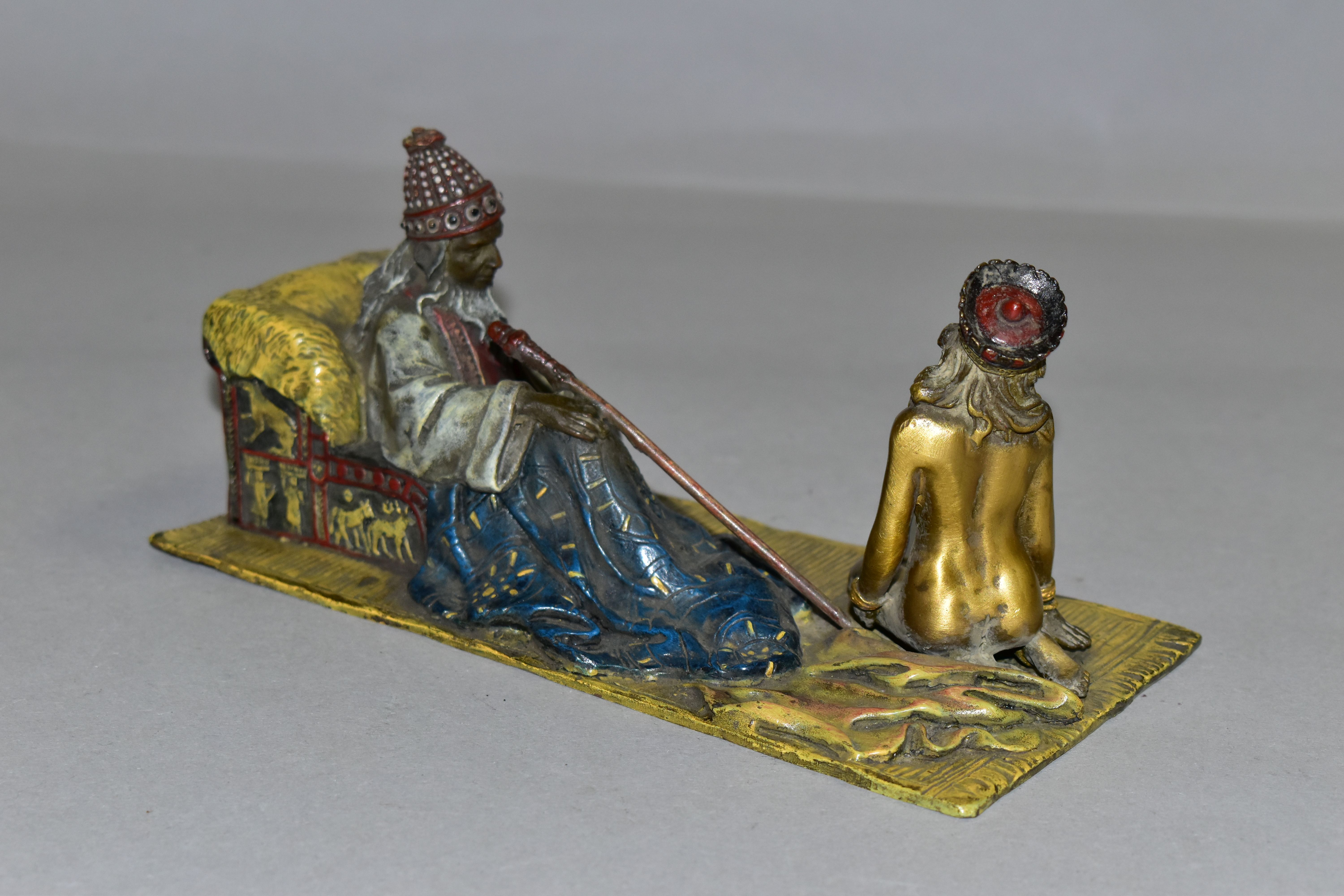 A MODERN COLD PAINTED BRONZE EGYPTIAN SLAVE AND MASTER FIGURE GROUP, IN THE STYLE OF FRANZ - Image 4 of 9