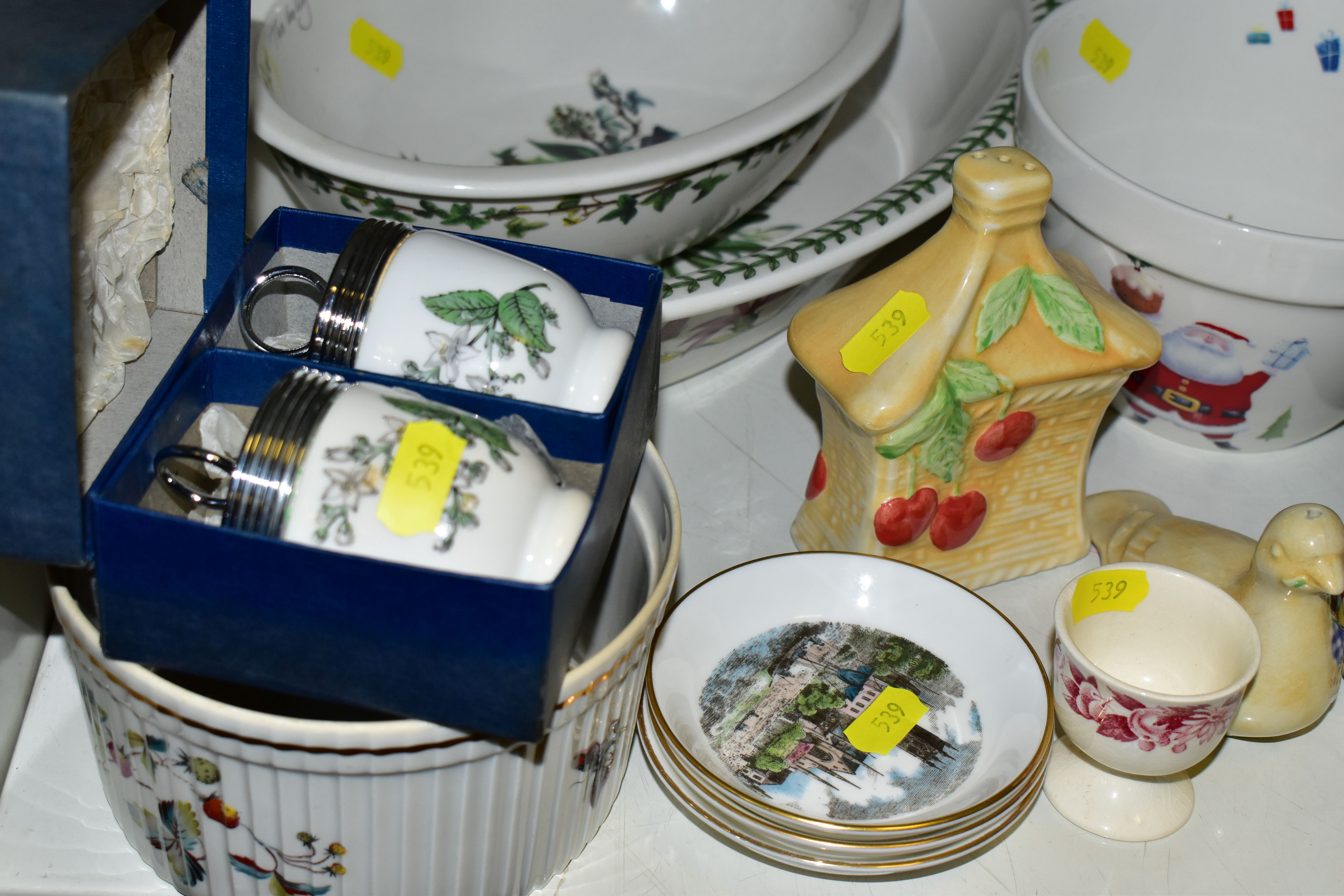 A SMALL QUANTITY OF PORTMEIRION, ROYAL WORCESTER, DENBY 'GREENWHEAT' PATTERN TEA AND DINNERWARE, - Image 4 of 6