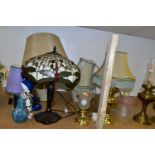 ELEVEN ASSORTED TABLE LAMPS AND BRASS OIL LAMPS, including a reproduction Tiffany style leaded glass