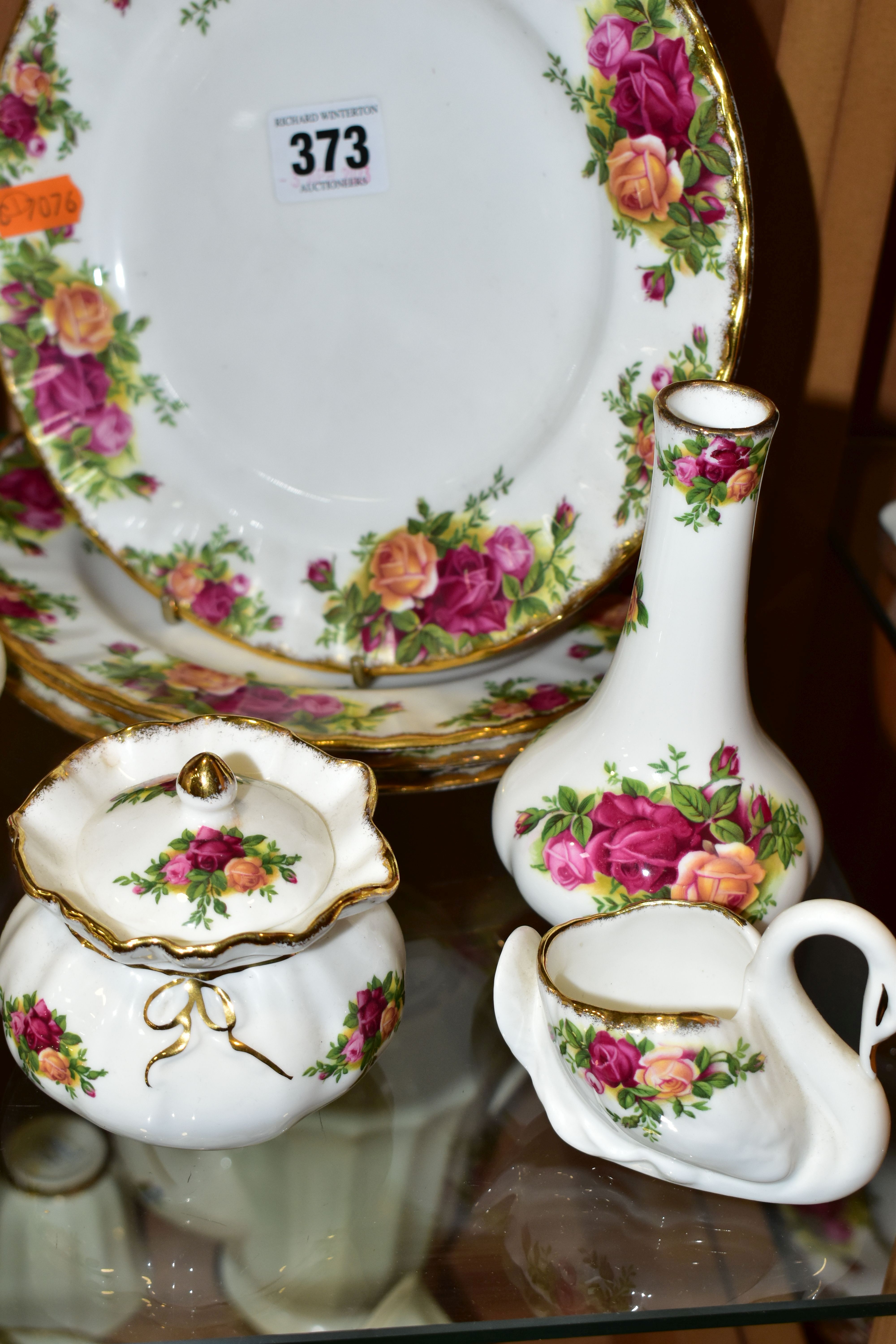 A GROUP OF ROYAL ALBERT 'OLD COUNTRY ROSES' TEAWARES, comprising four side plates (marked as - Image 4 of 6