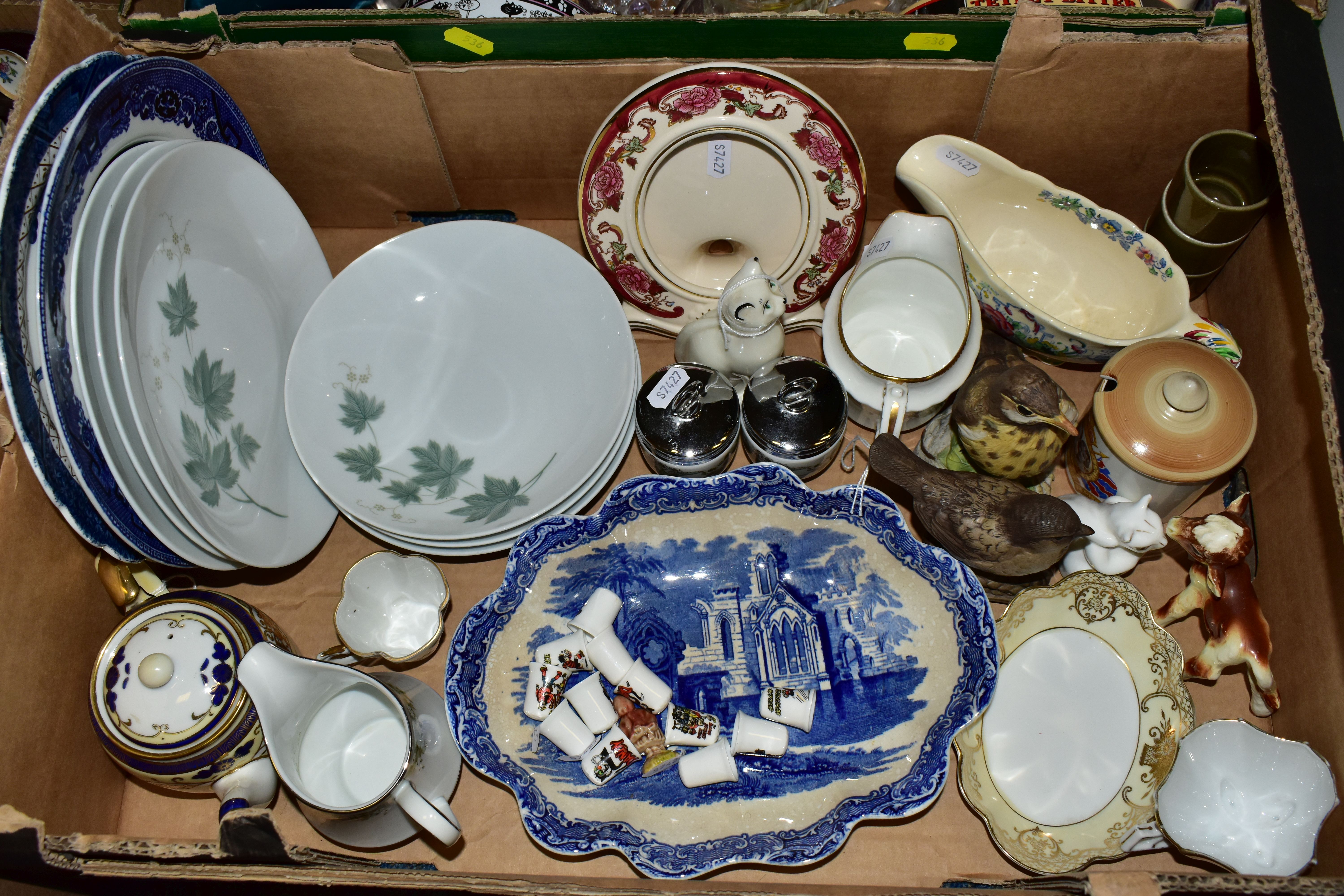 EIGHT BOXES OF CERAMICS, GLASSWARE, TREEN, ETC, including animal and figural ornaments, pressed - Image 5 of 9