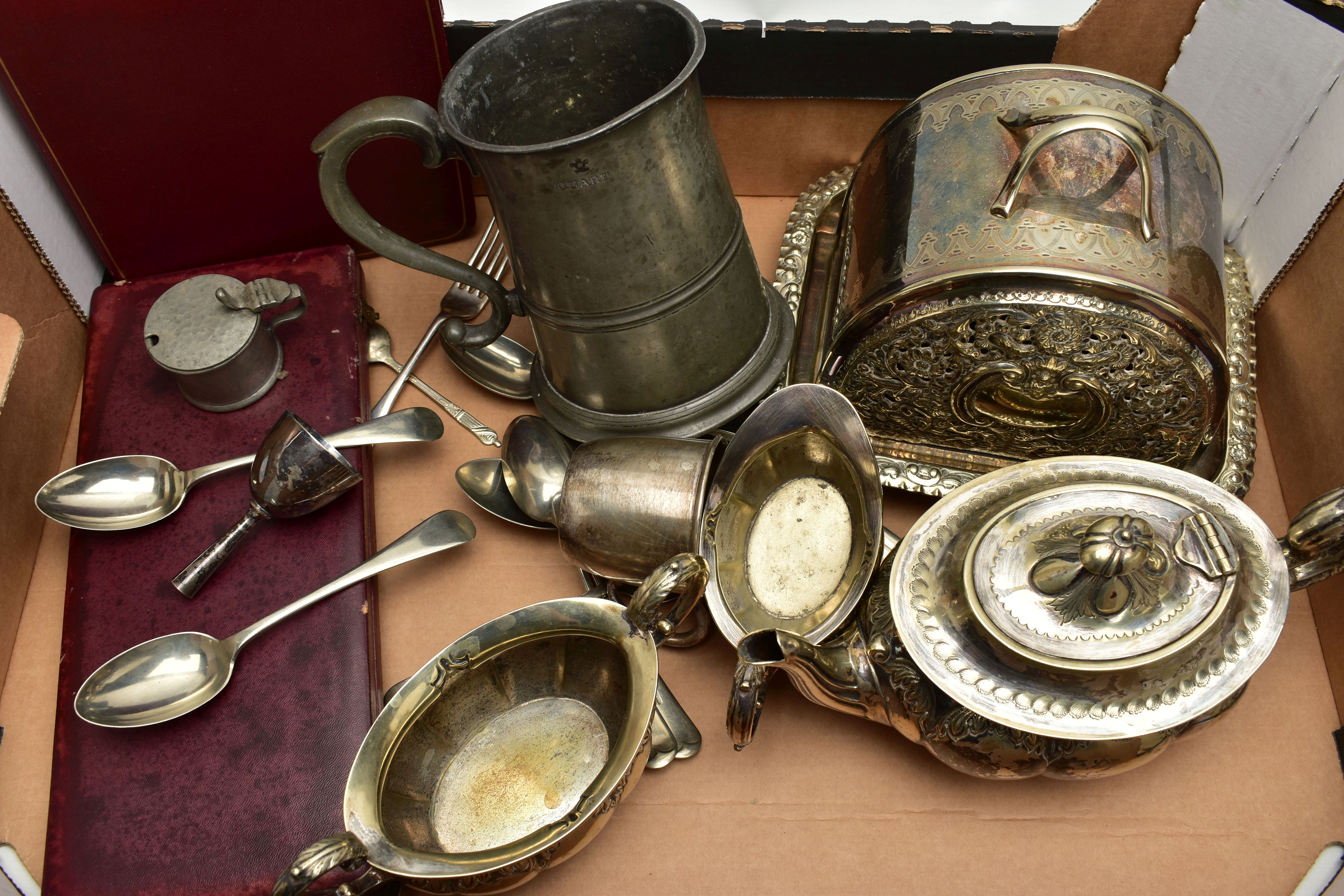 A GEORGE IV SILVER CADDY SPOON AND ASSORTED WHITE METAL WARE, the fiddle pattern caddy spoon, with - Image 4 of 5