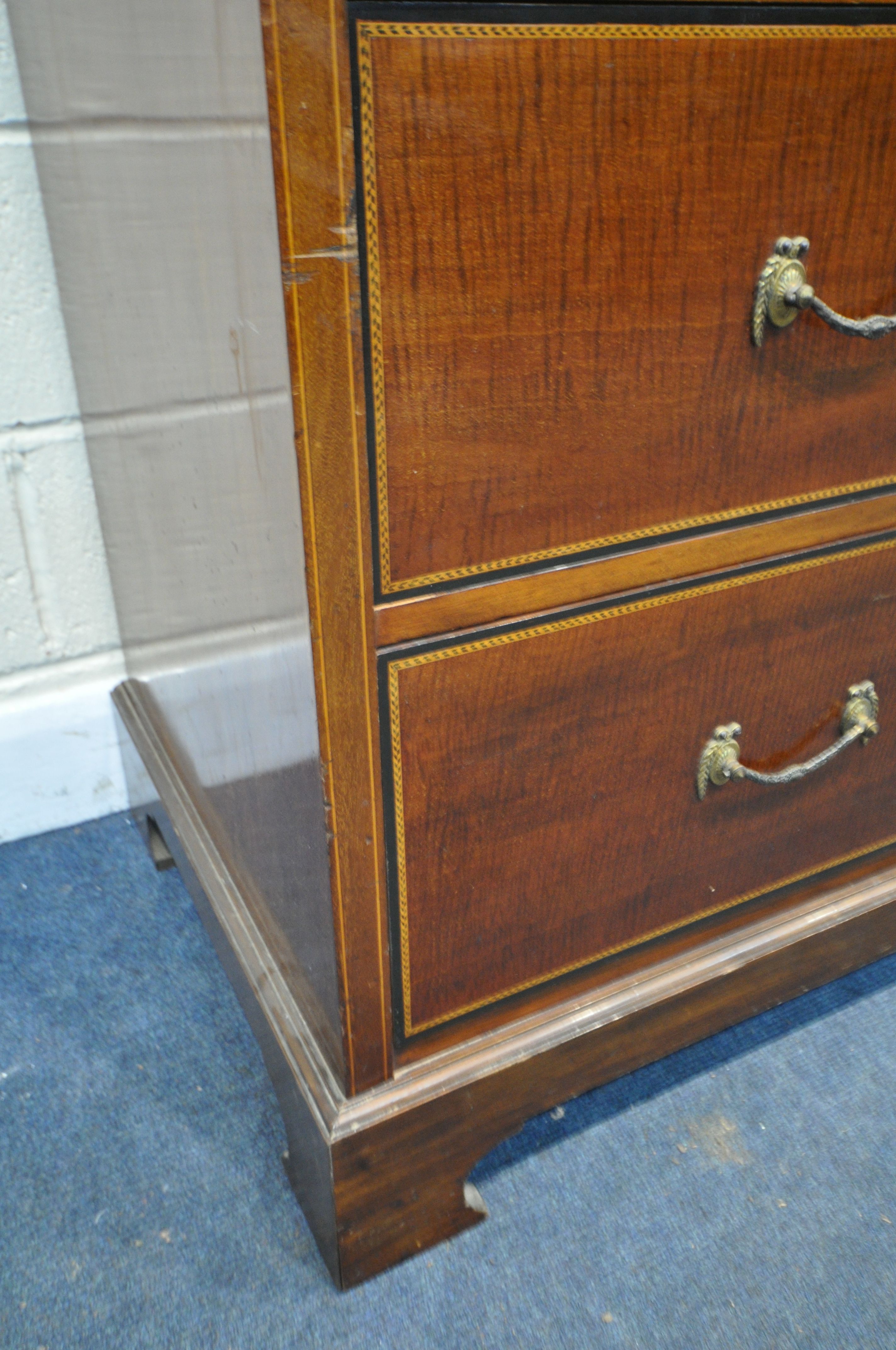 A 20TH CENTURY GEORGIAN STYLE MAHOGANY AND HERRINGBONE INLAID CHEST OF TWO OVER THREE LONG - Image 5 of 5