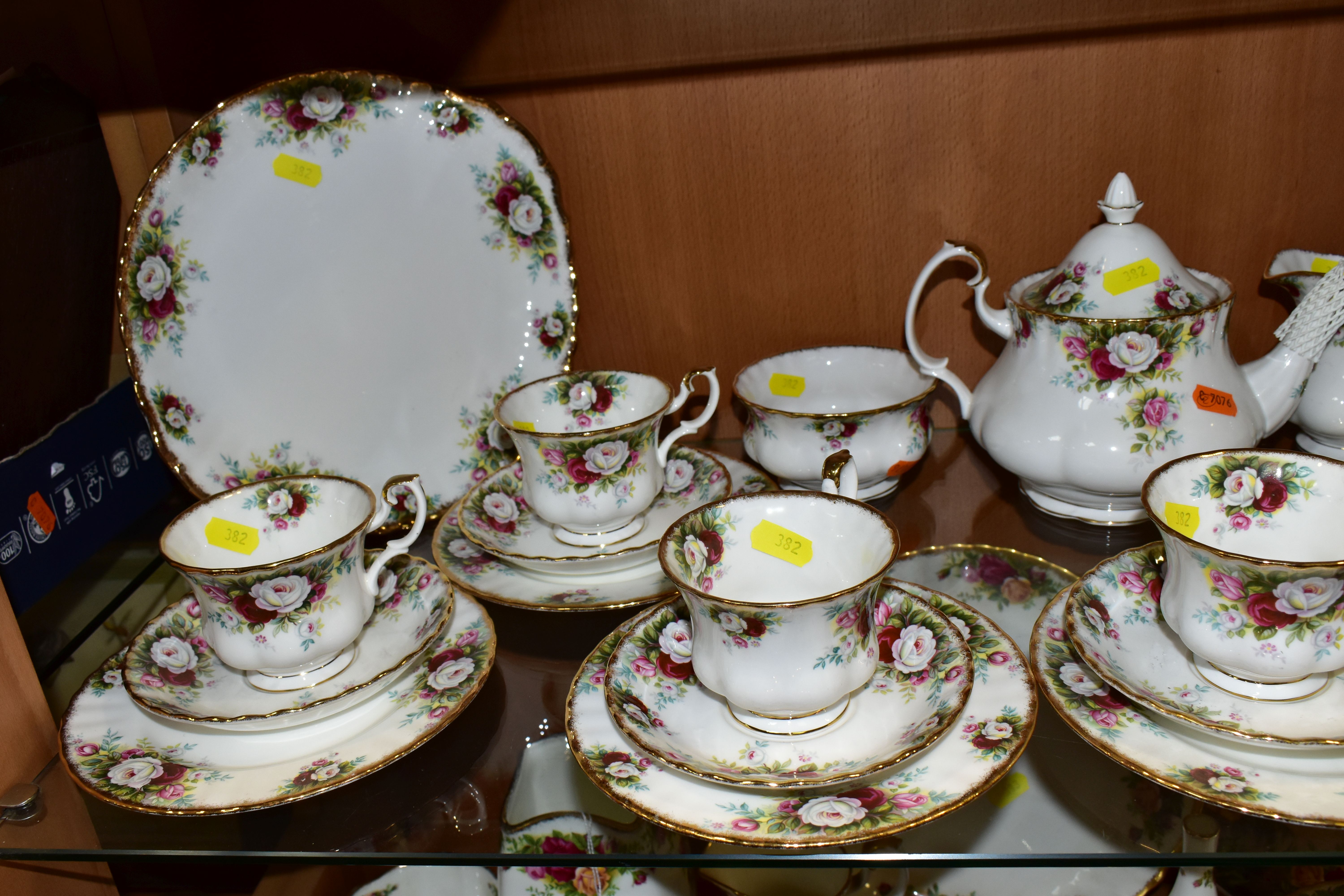 A ROYAL ALBERT 'CELEBRATION' PATTERN TEA SET, comprising two cake plates (one marked as second - Image 2 of 7