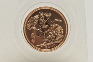 A LATE 20TH CENTURY FULL GOLD SOVEREIGN COIN, obverse depicting Queen Elizabeth II, reverse George
