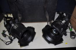 A PAIR OF ETC SOURCE FOUR 750 STAGE LIGHTING in carry case (UNTESTED)