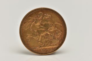 A LATE VICTORIAN FULL GOLD SOVEREIGN COIN, obverse depicting Queen Victoria, reverse George and
