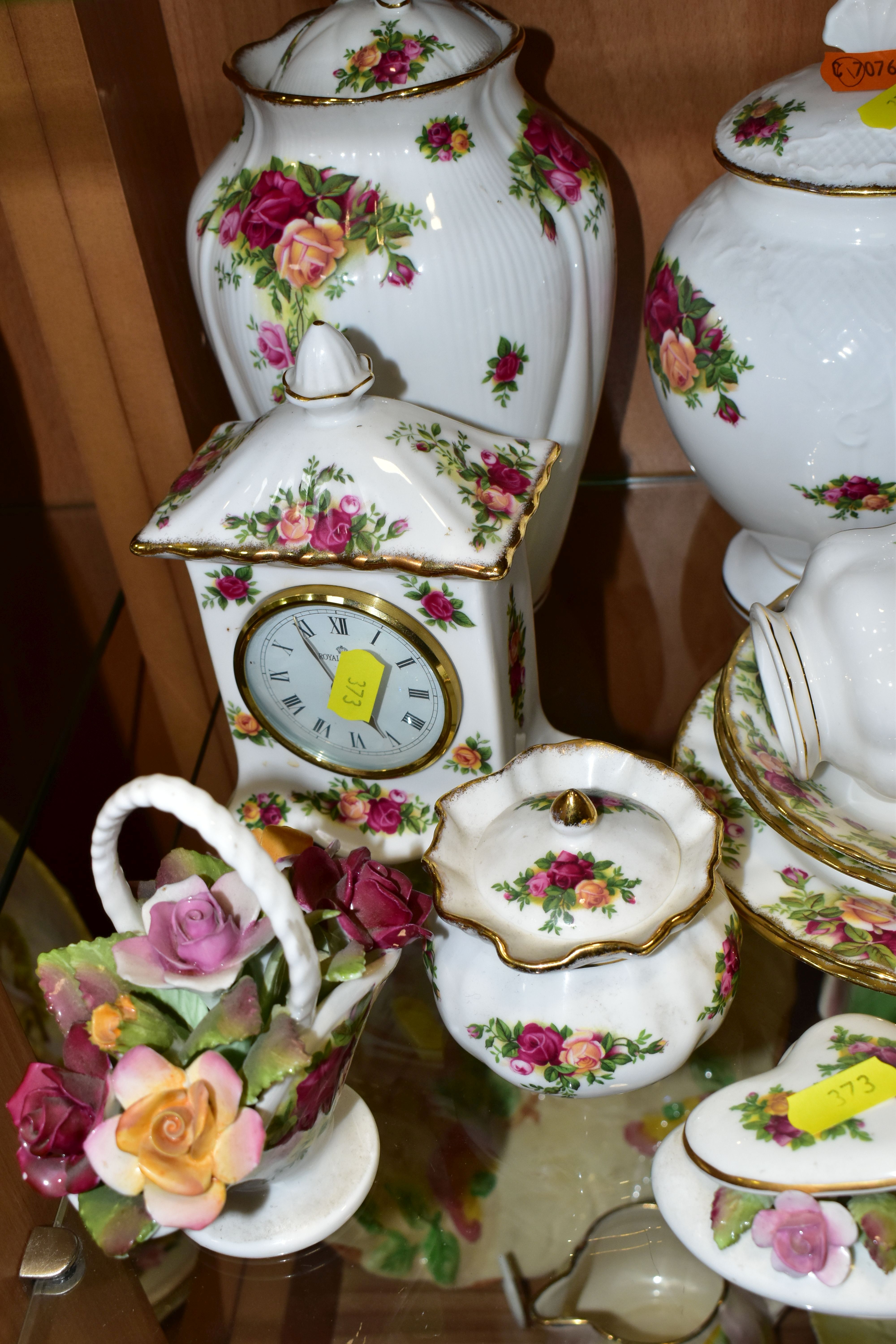 A GROUP OF ROYAL ALBERT 'OLD COUNTRY ROSES' TEAWARES, comprising four side plates (marked as - Image 5 of 6