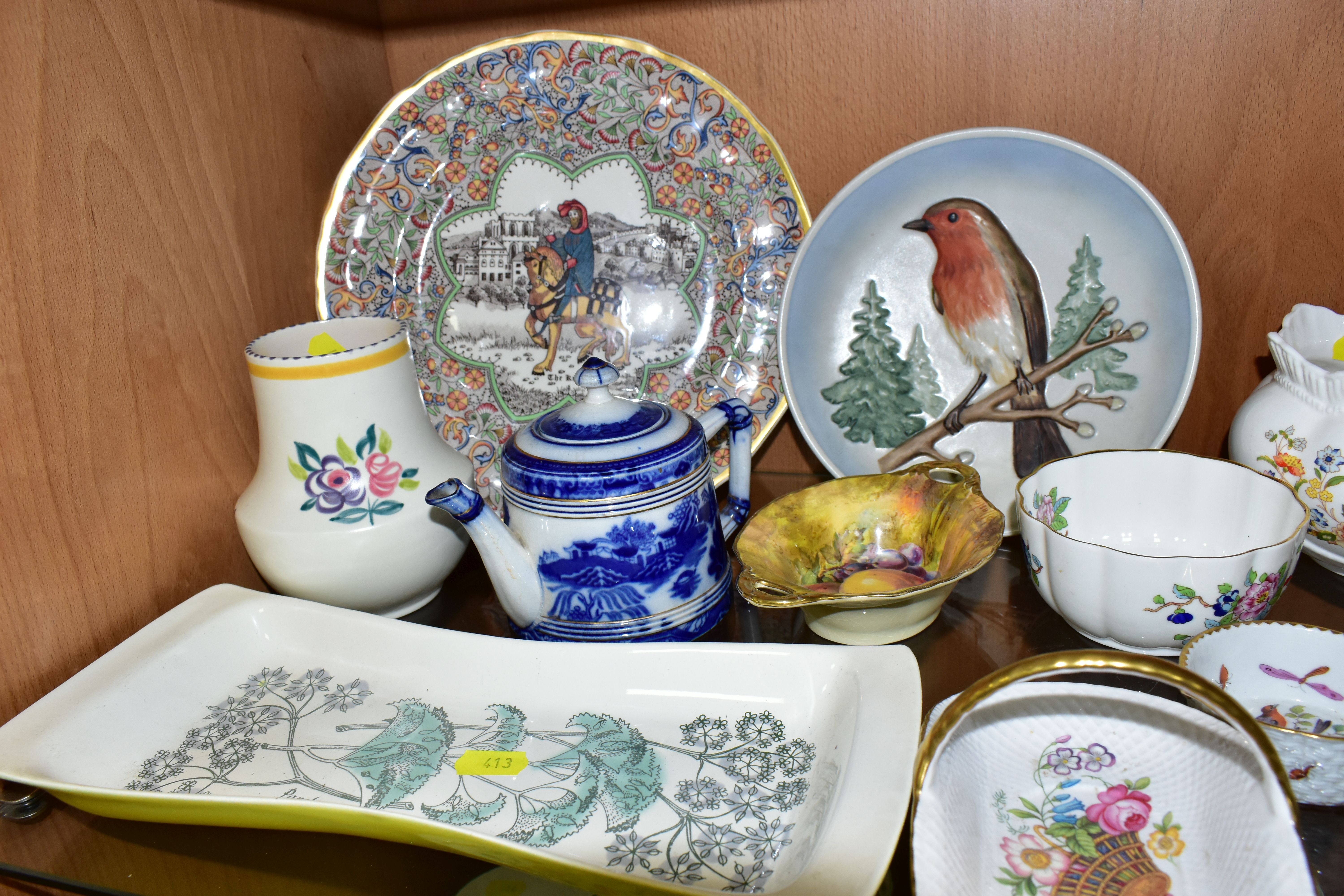 A COLLECTION OF ASSORTED CERAMICS, comprising a mid-century Poole Pottery 'Parsley' tray, two - Image 6 of 11