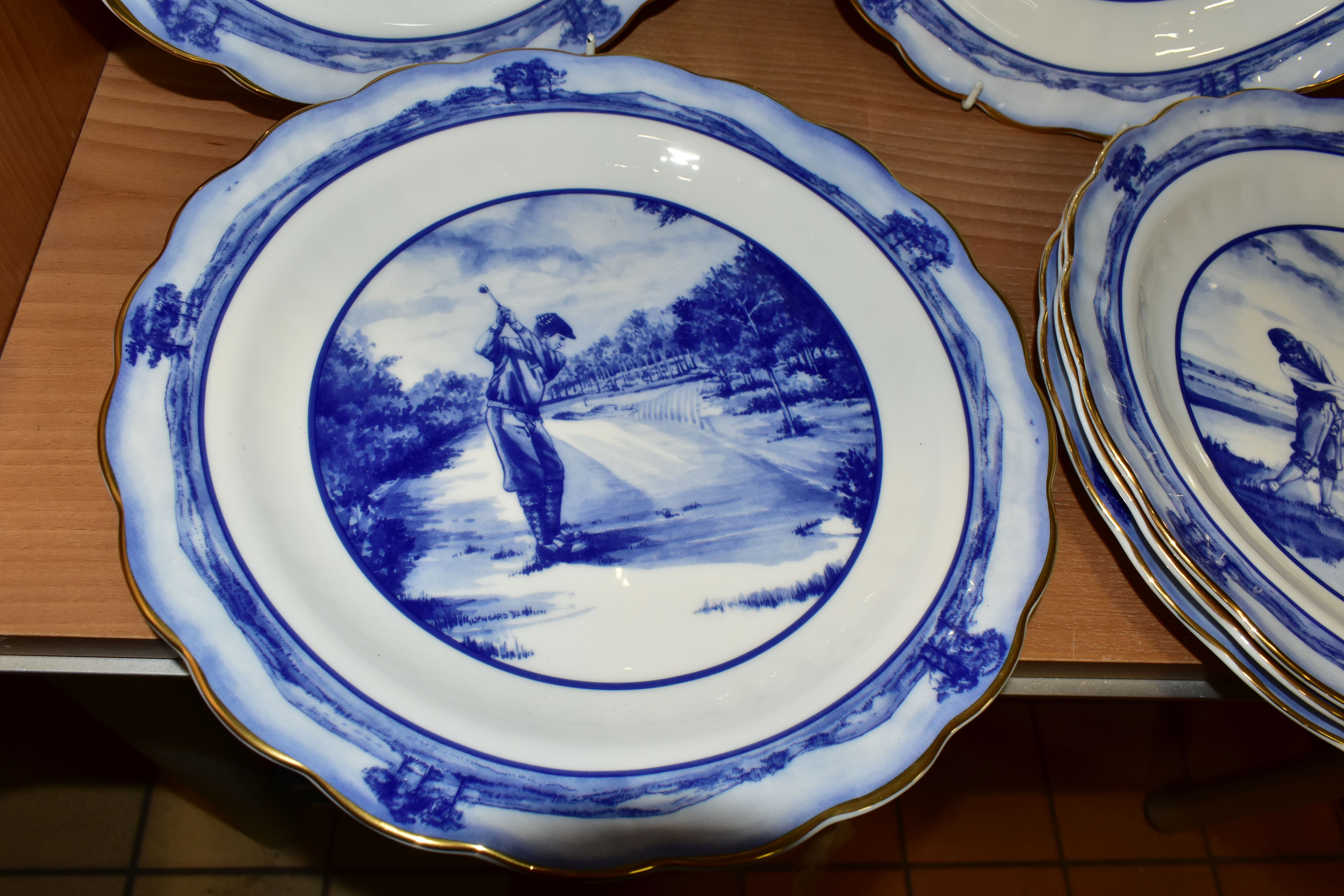 A SET OF SIX BOXED ROYAL DOULTON 'THE GOLFING WORLD' COLLECTION PLATES, with scalloped rims, - Image 6 of 10