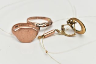 TWO 9CT GOLD RINGS, AN EARRING AND A CLASP, the first an a/f rose gold, square signet ring, worn