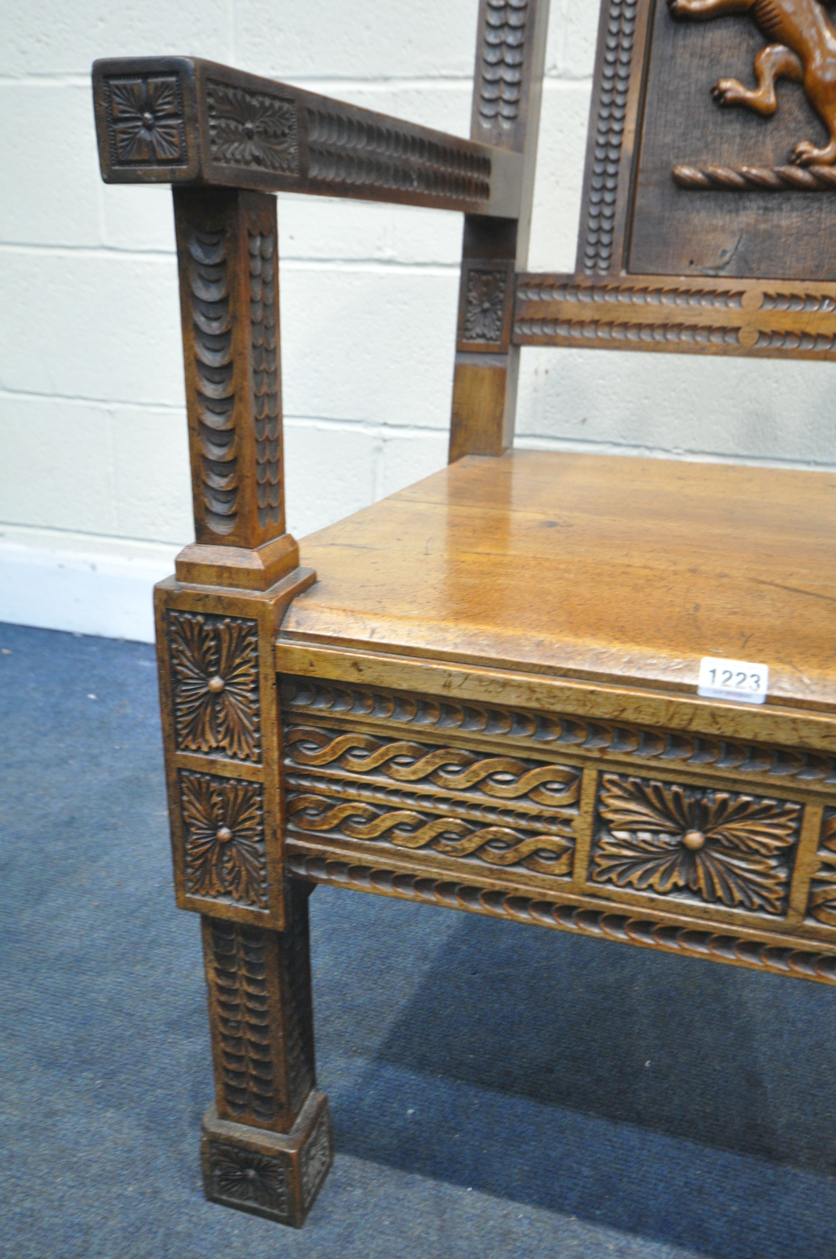 A LATE 19TH/ EARLY 20TH CENTURY CARVED OAK WAINSCOT CHAIR, the arched top depicting - Image 5 of 7