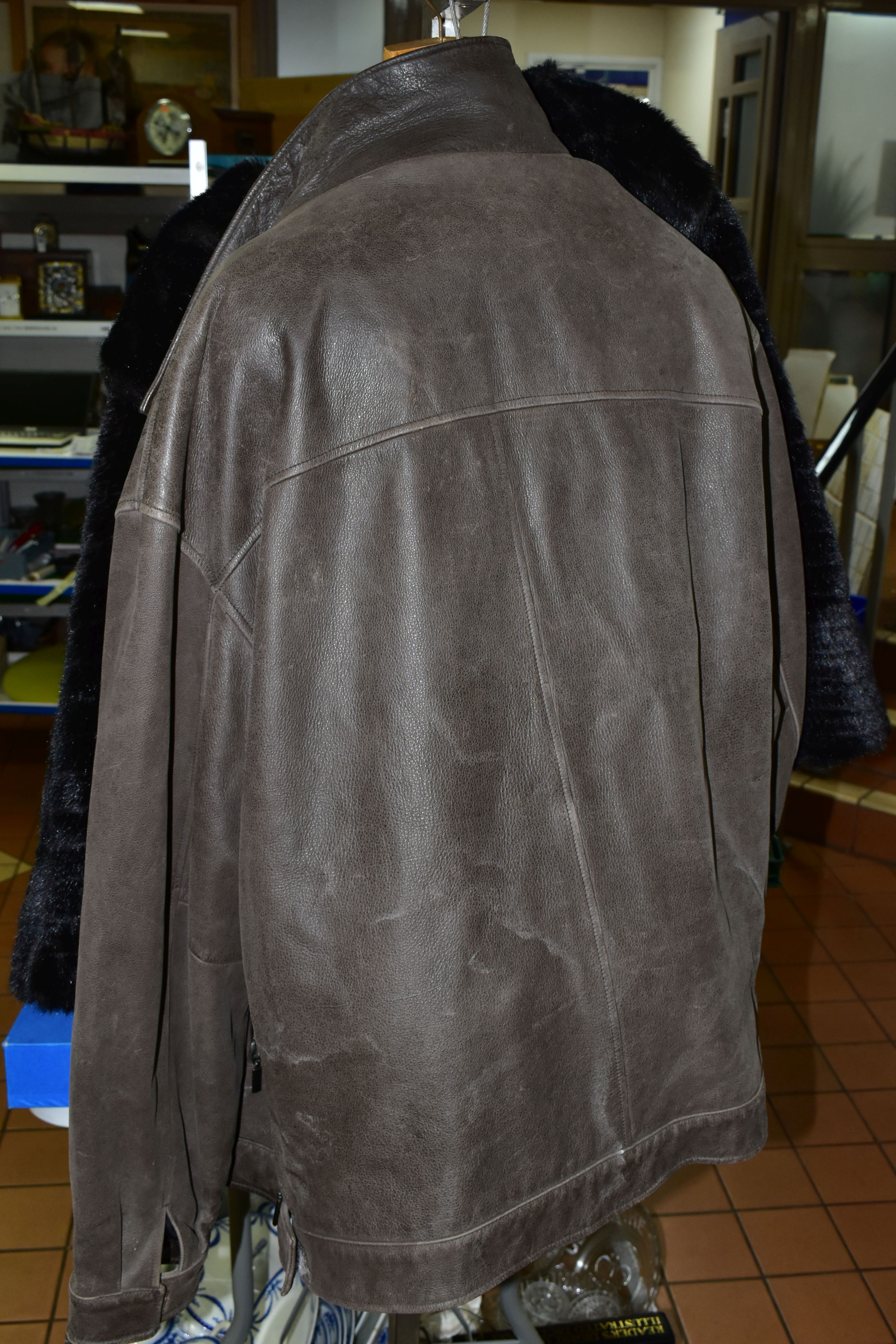 A GENT'S C & A COWHIDE NUBUCK LEATHER JACKET, size XL, together with an English Lady black faux - Image 4 of 9