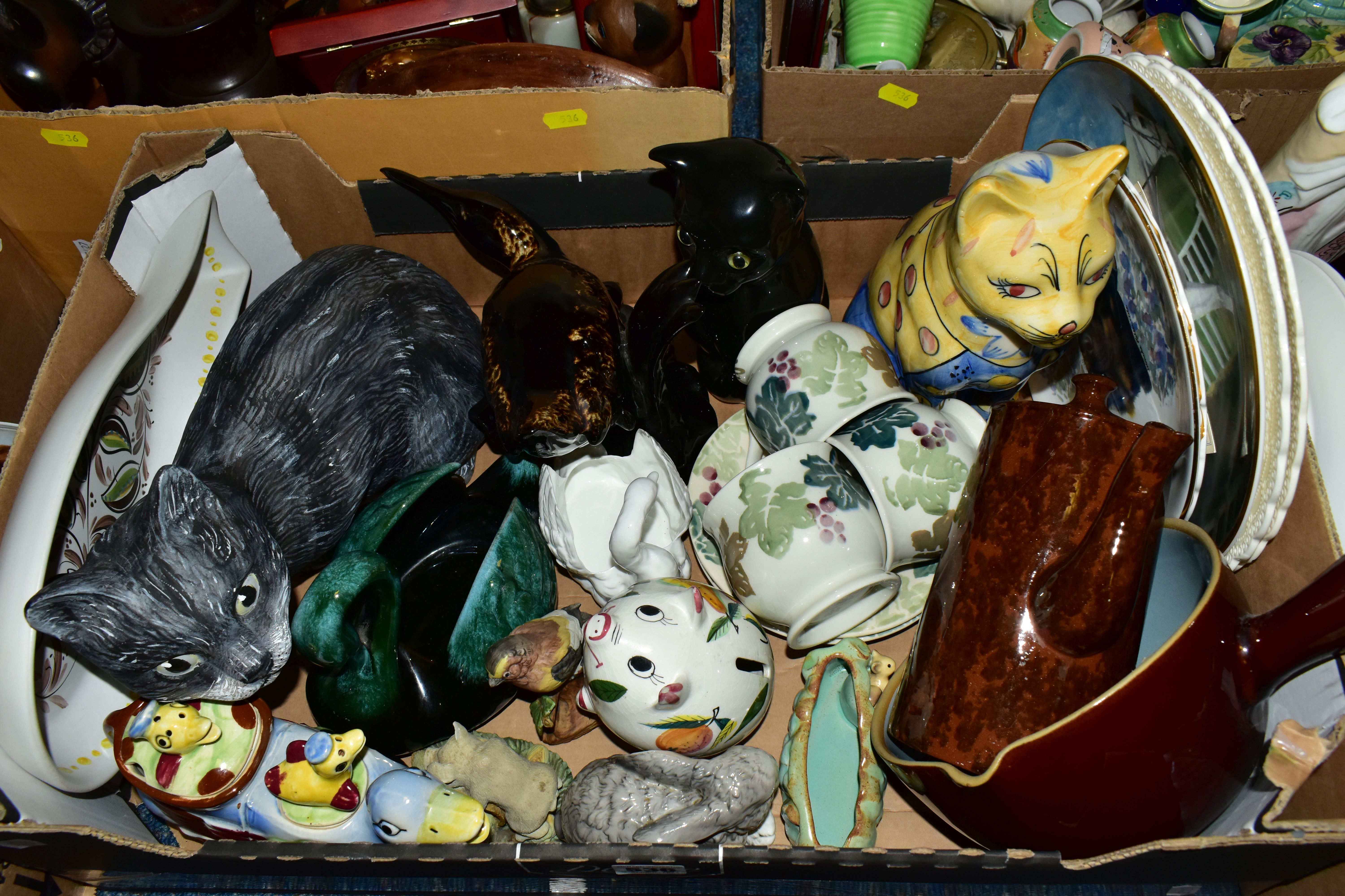 EIGHT BOXES OF CERAMICS, GLASSWARE, TREEN, ETC, including animal and figural ornaments, pressed - Image 3 of 9