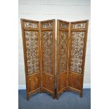 A 20TH CENTURY HARDWOOD ORIENTAL FOUR PANEL FLOOR STANDING SCREEN, with open fretwork detail, and