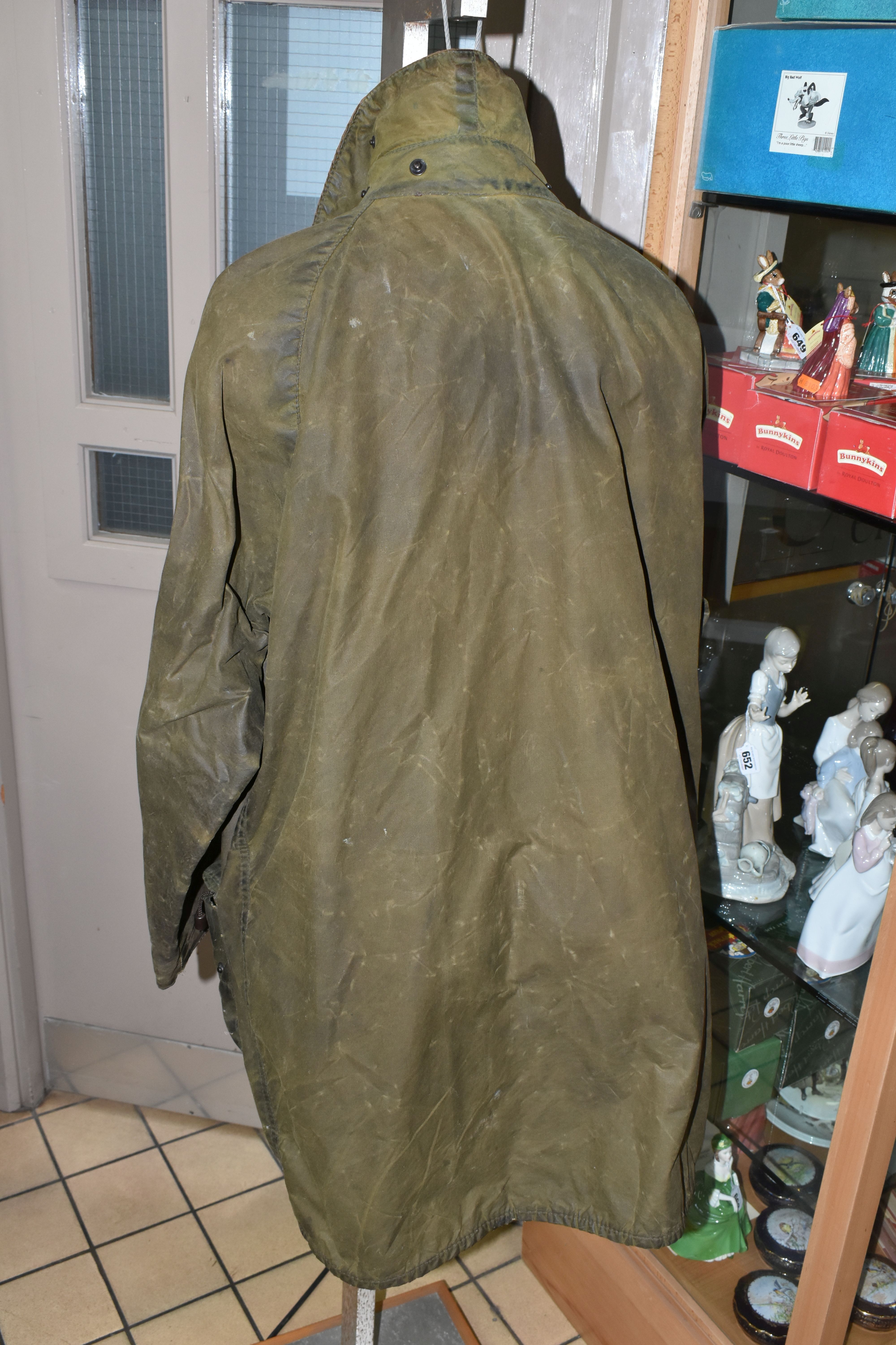 A BARBOUR WAX JACKET, 'Gamefair' style, size 102cm/40 , with detachable hood (1) (Condition - Image 5 of 9
