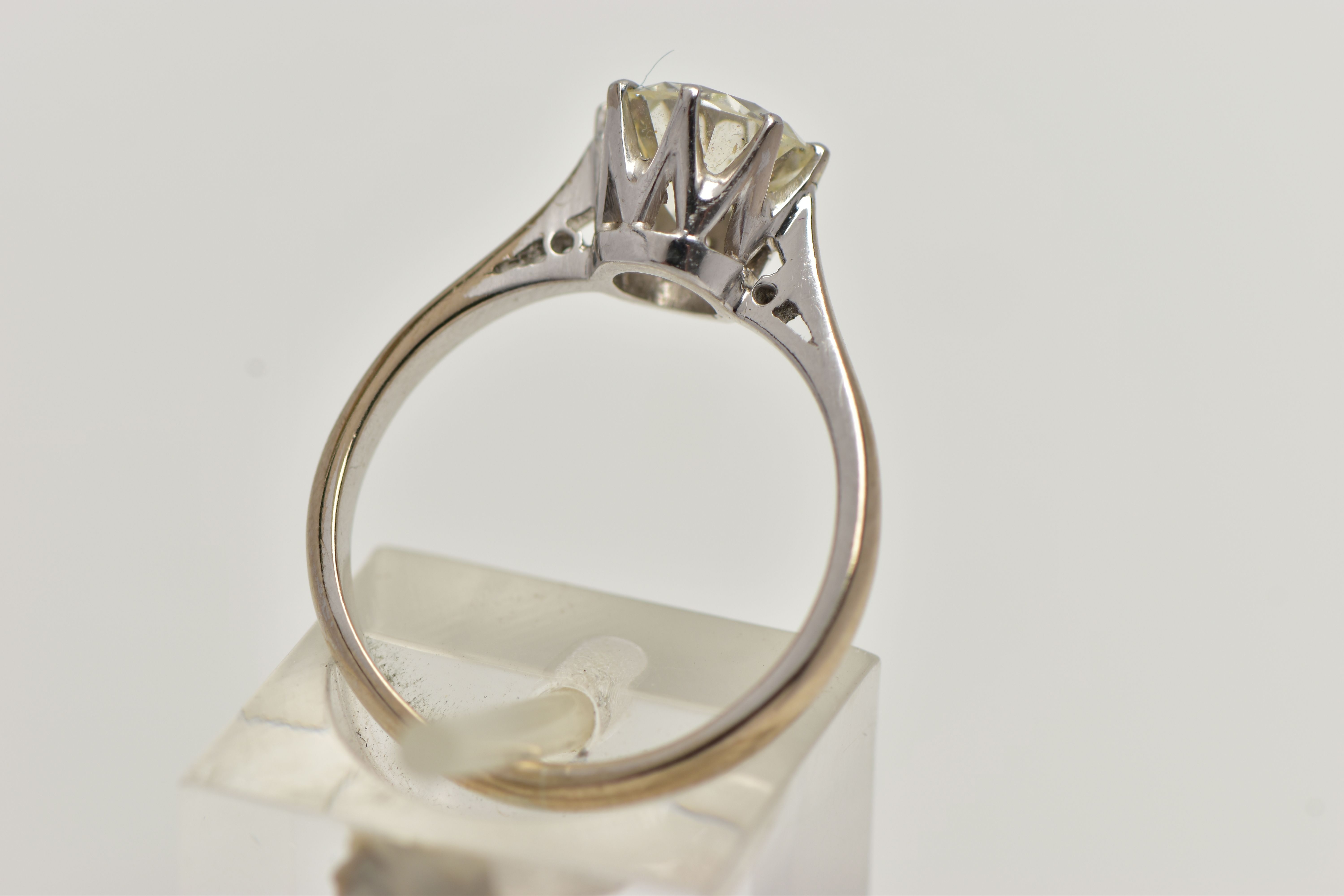 A MODERN SINGLE STONE DIAMOND RING, round brilliant cut diamond, estimated carat weight 1.50ct, - Image 3 of 12