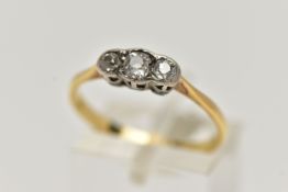 A THREE STONE DIAMOND RING, three old cut diamonds, approximate total diamond weight 0.30ct, set