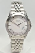 A GENTS 'GUCCI AUTOMATIC' WRISTWATCH, large round silver dial signed 'Gucci, Automatic', baton