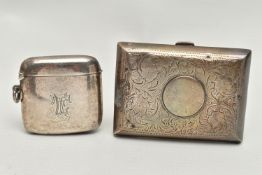A GEORGE V SILVER CIGARETTE CASE AND VESTA CASE, both of rectangular form, the cigarette case with