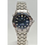 A GENTS 'OMEGA SEAMASTER' WRISTWATCH, quartz movement, round black dial signed 'Omega, Seamaster