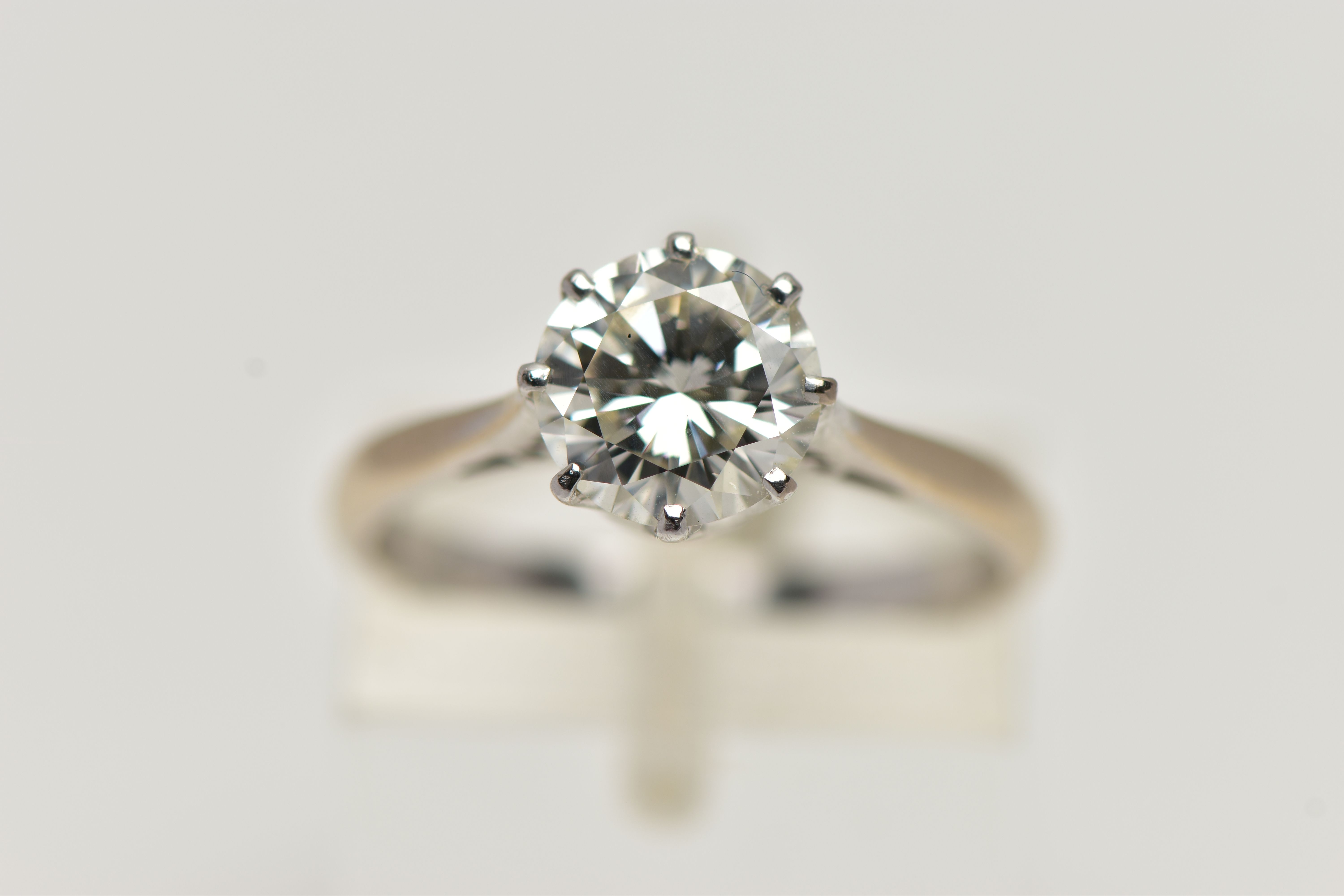 A MODERN SINGLE STONE DIAMOND RING, round brilliant cut diamond, estimated carat weight 1.50ct, - Image 5 of 12