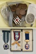 A 9CT GOLD MASONIC MEDAL AND A SMALL BOX OF MEDALS AND COINS, to include a 9ct gold Masonic medal,