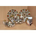 A GROUP OF ROYAL CROWN DERBY IMARI TEAWARES, comprising a 2451 pattern teapot, cream jug and covered