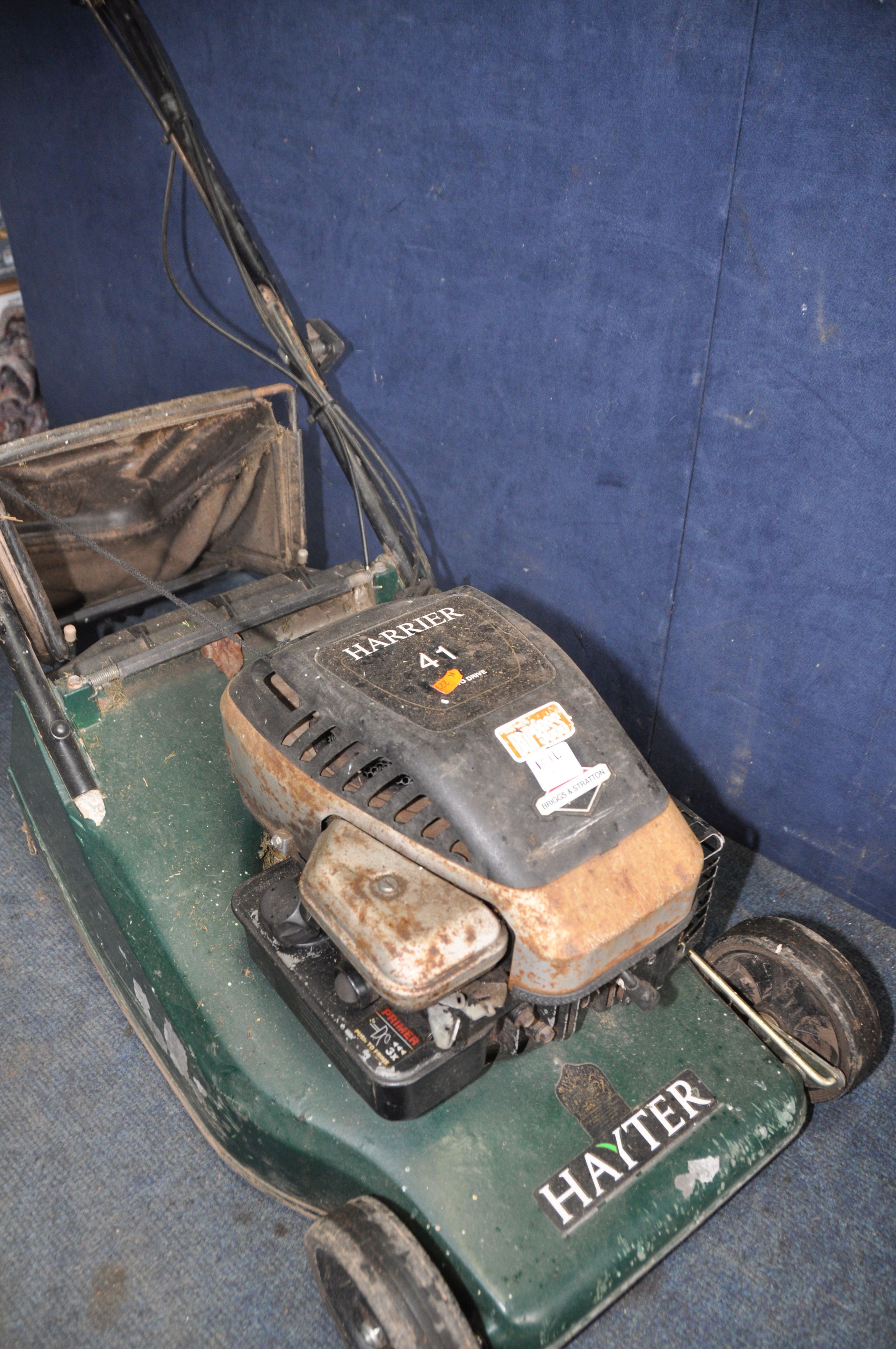 A HAYTER HARRIER 41 PETROL LAWN MOWER with grass box (UNTESTED but engine pulling freely) - Image 2 of 2