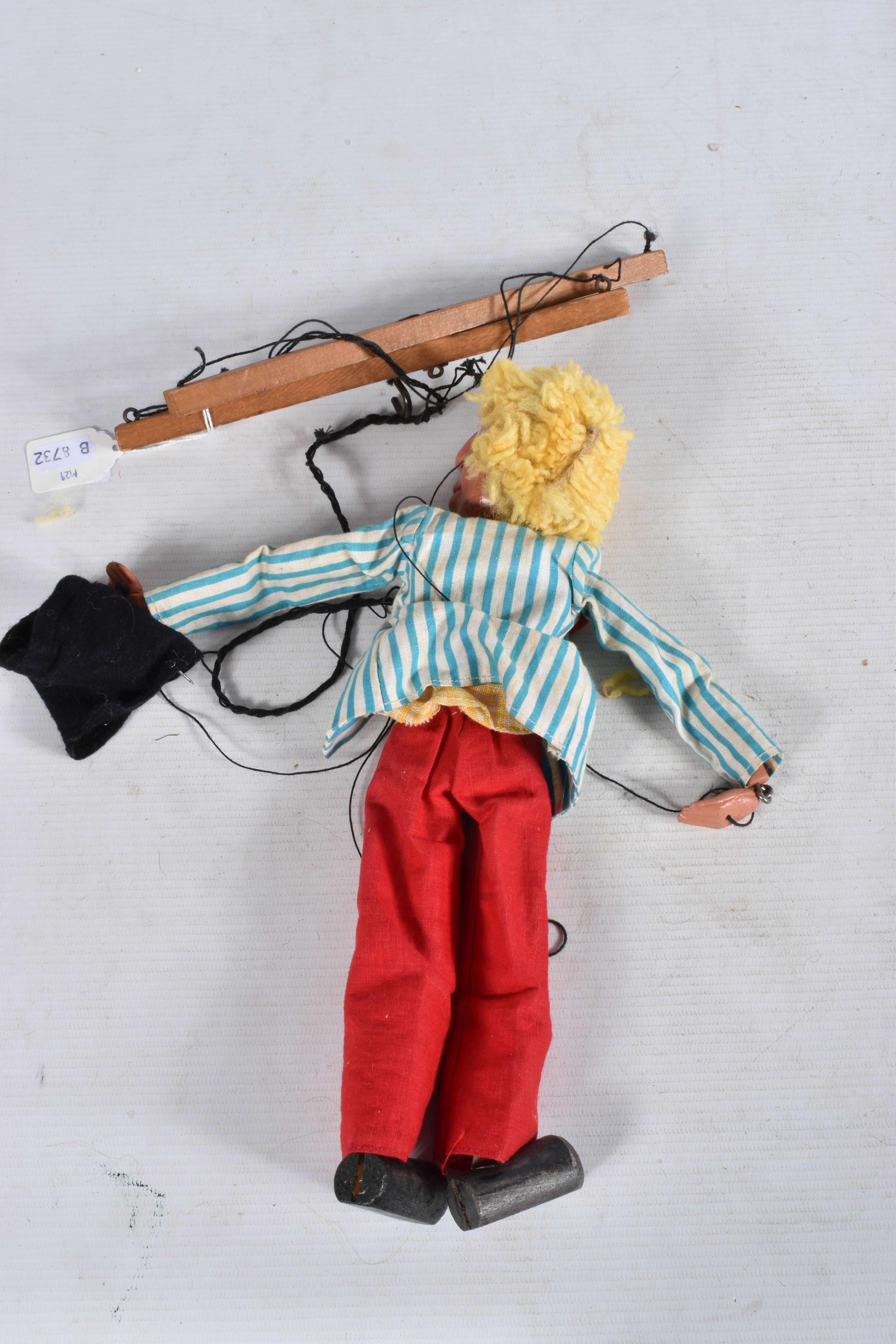 A BOXED PELHAM SL MAD HATTER PUPPET, appears complete and in fairly good condition, with only - Image 8 of 9