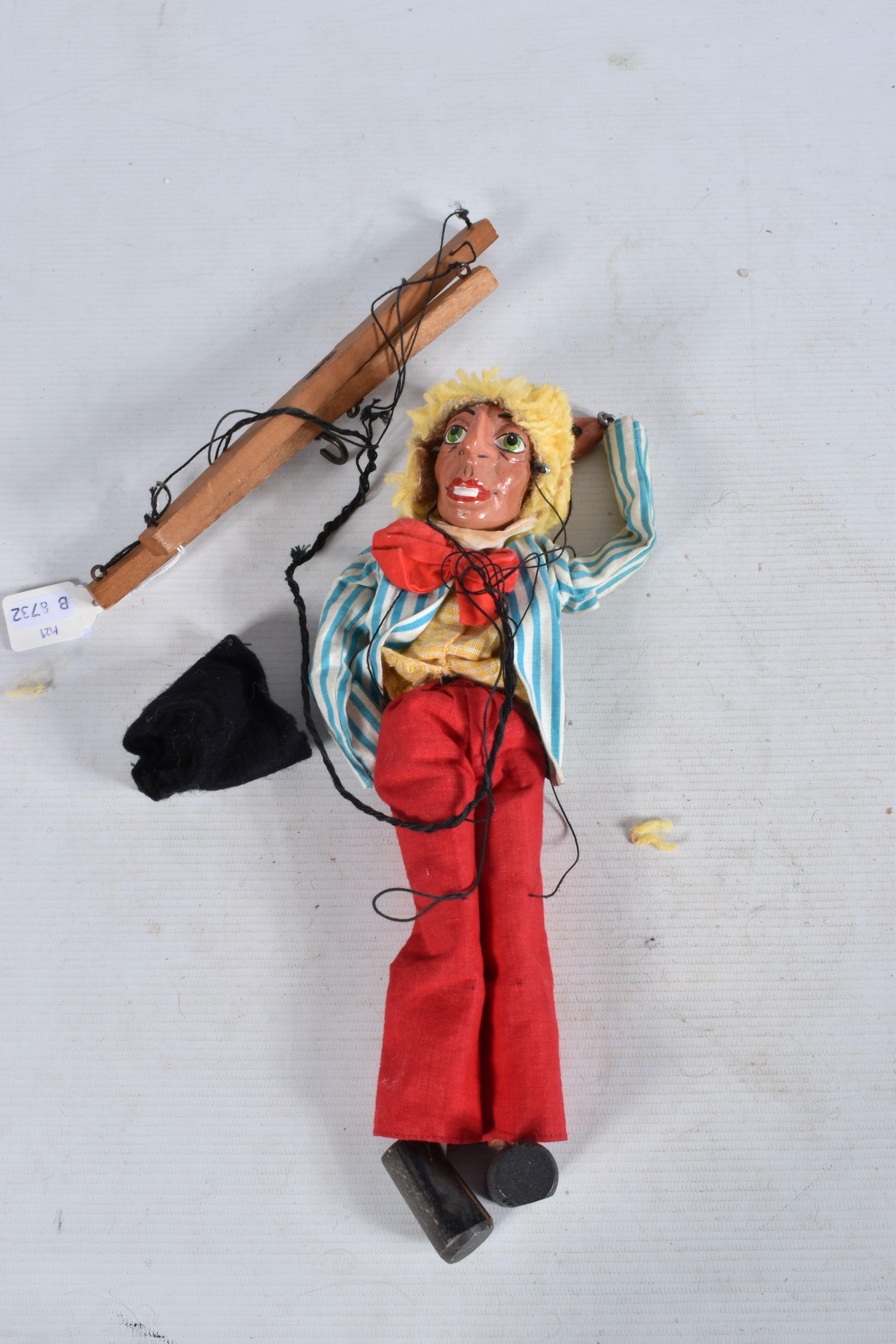 A BOXED PELHAM SL MAD HATTER PUPPET, appears complete and in fairly good condition, with only - Image 2 of 9
